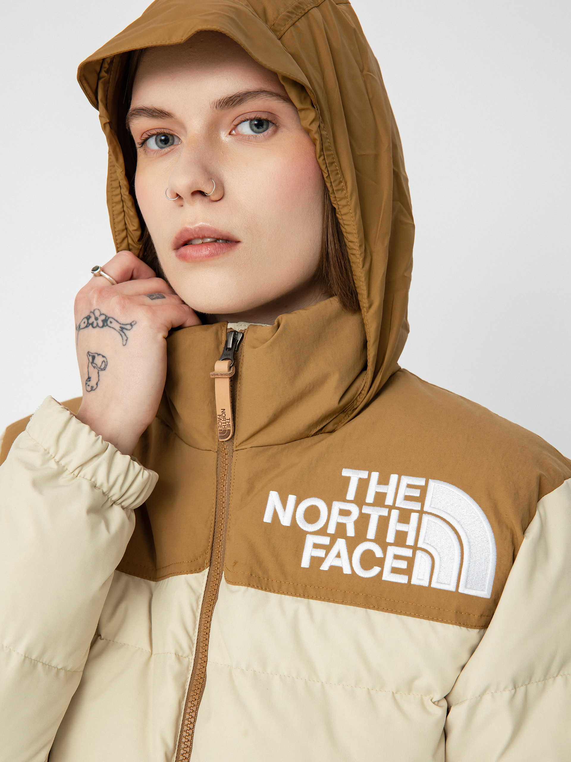 The North Face 92 LowFi HiTek Nuptse Jacket Wmn brown, beige