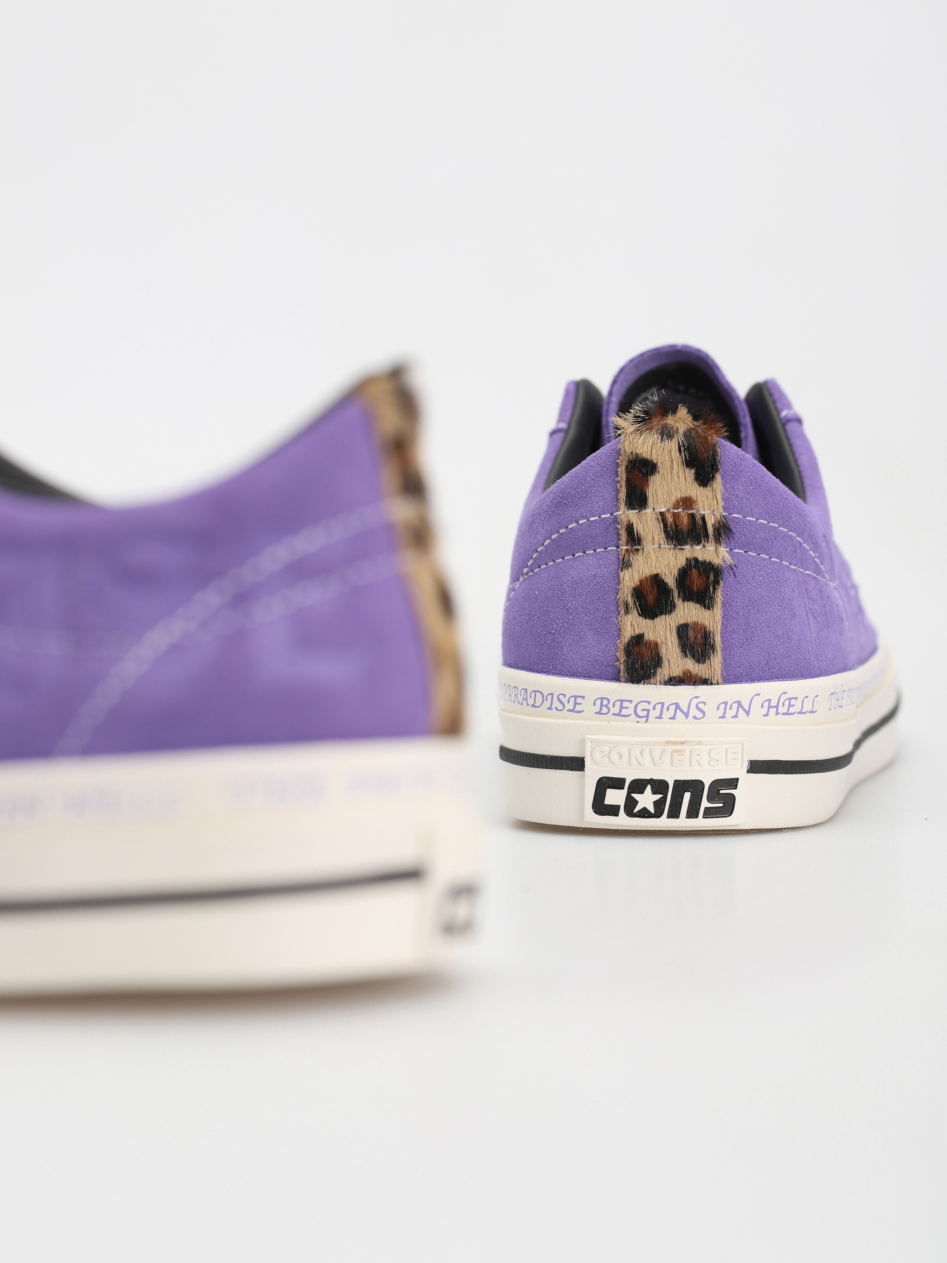 Converse One Star Pro OX Shoes (wild lilac/black/egret)