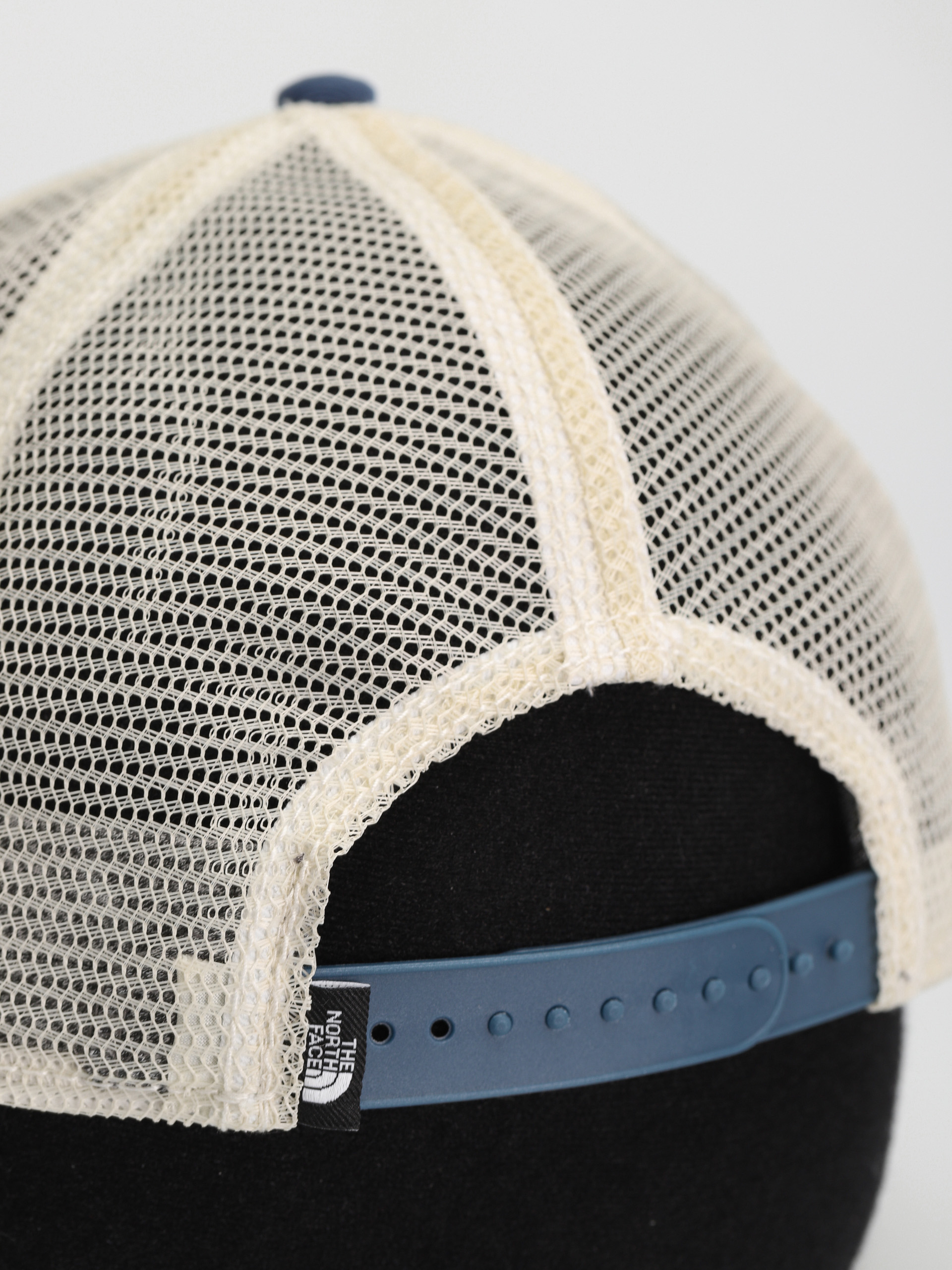 The North Face Deep Fit Mudder Trucker Cap (shady blue/summit navy)