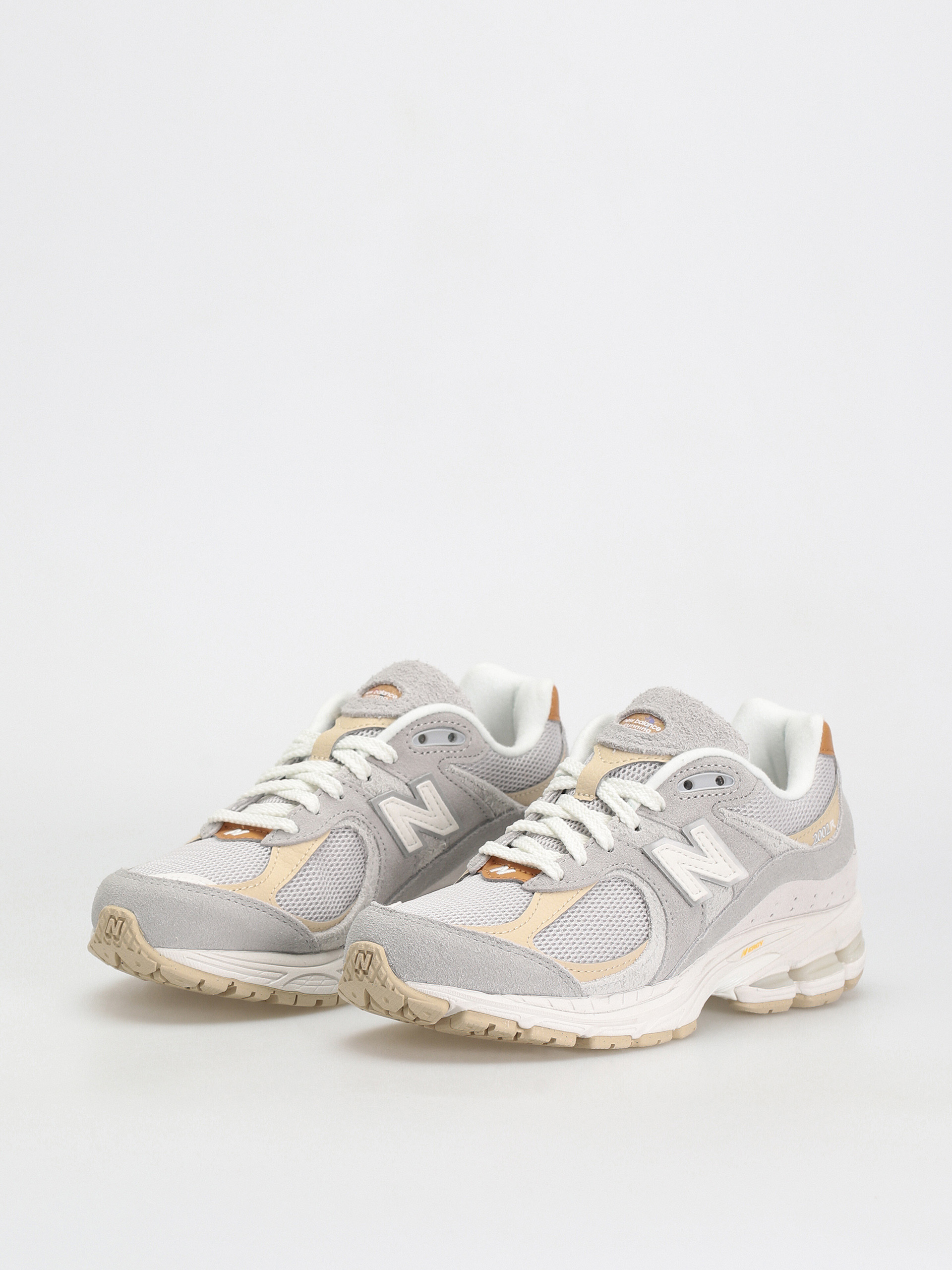 New Balance 2002R Shoes (concrete)