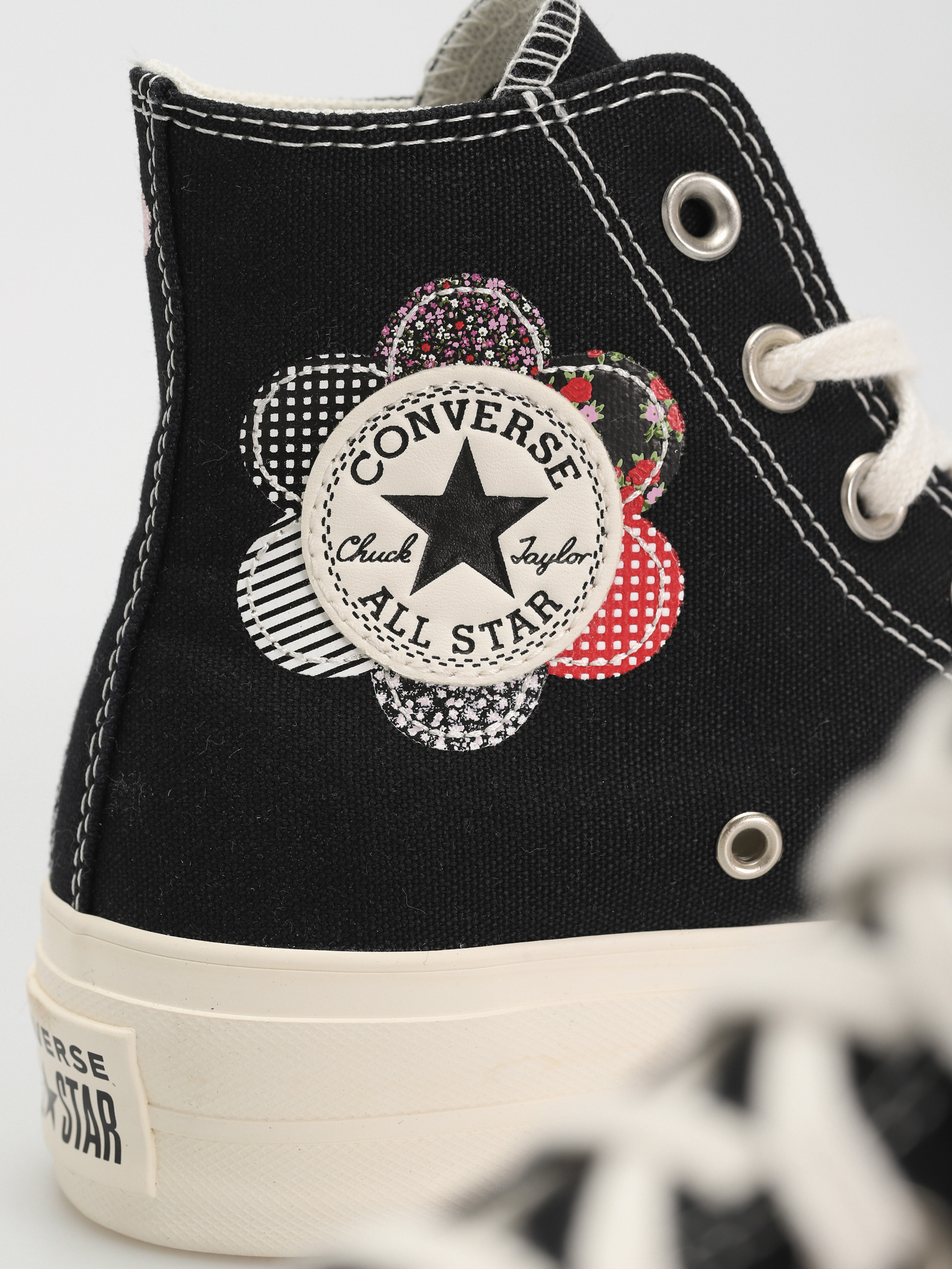 Converse Chuck Taylor All Star Lift Hi Chucks Wmn (black/egret/red)