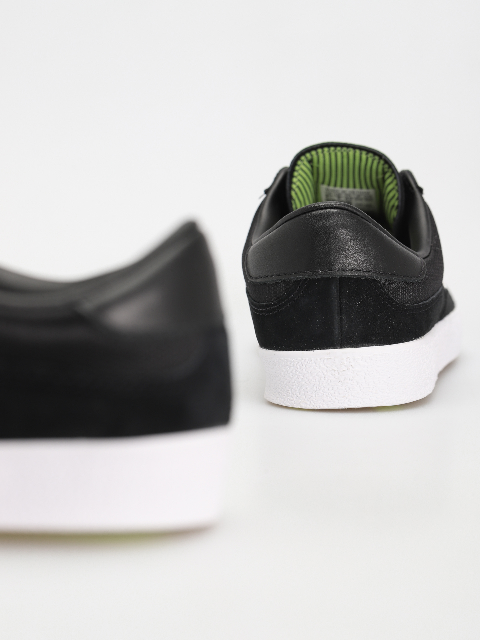 adidas Puig Indoor Schuhe (cblack/ftwwht/pullim)