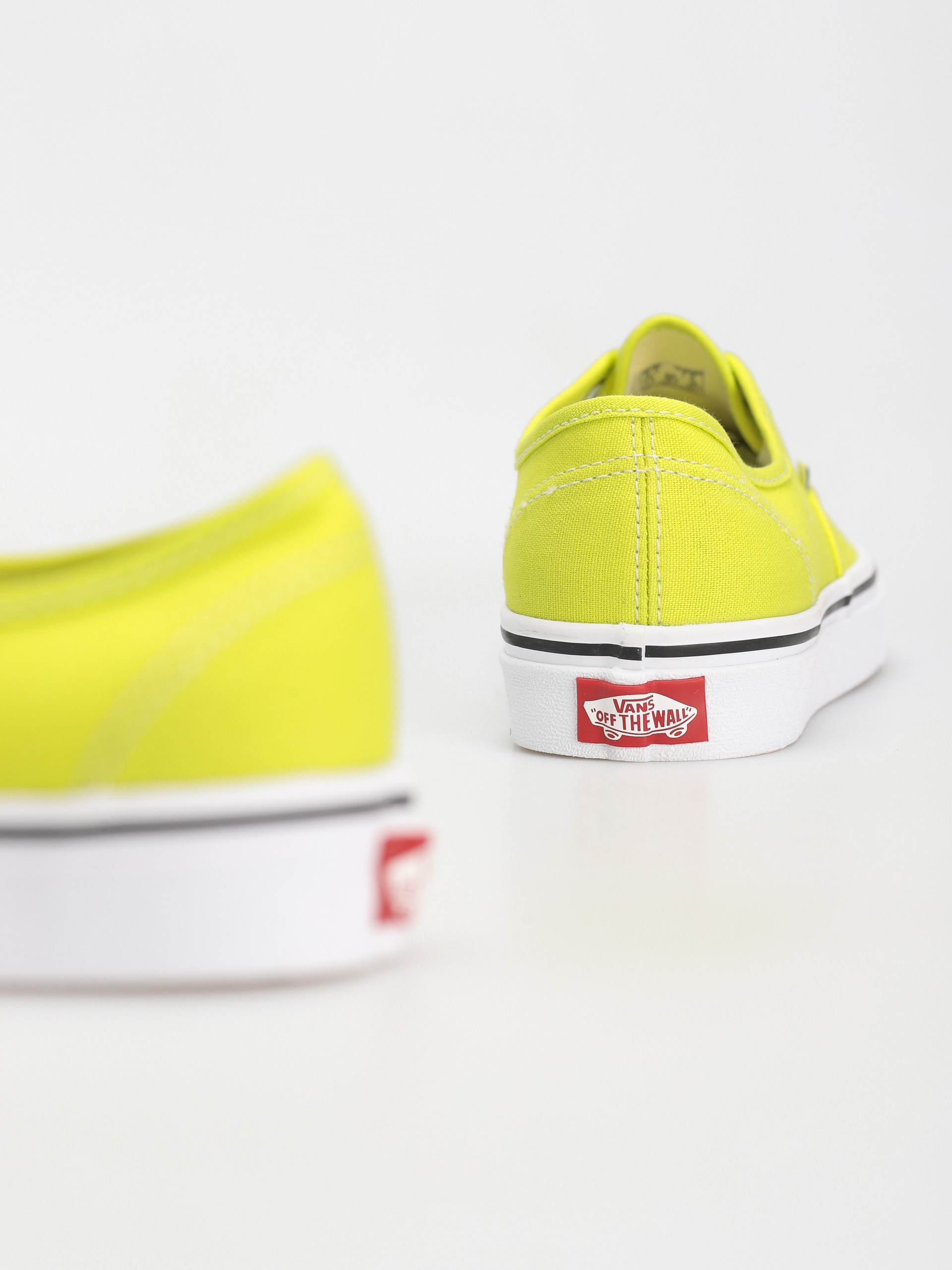 Vans Authentic Shoes Wmn (color theory evening primruniwe)