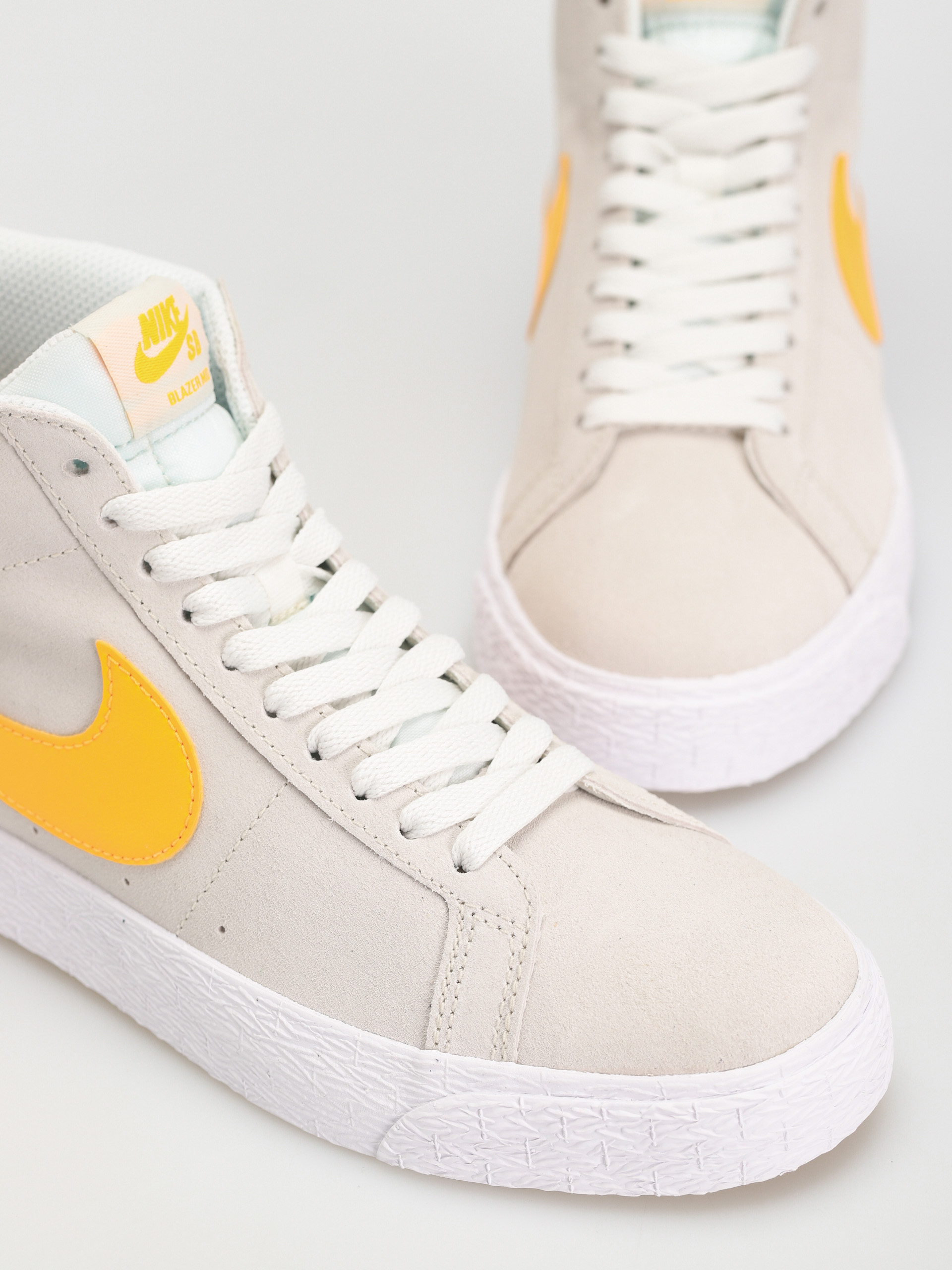 Nike SB Zoom Blazer Mid Schuhe (summit white/laser orange summit white)