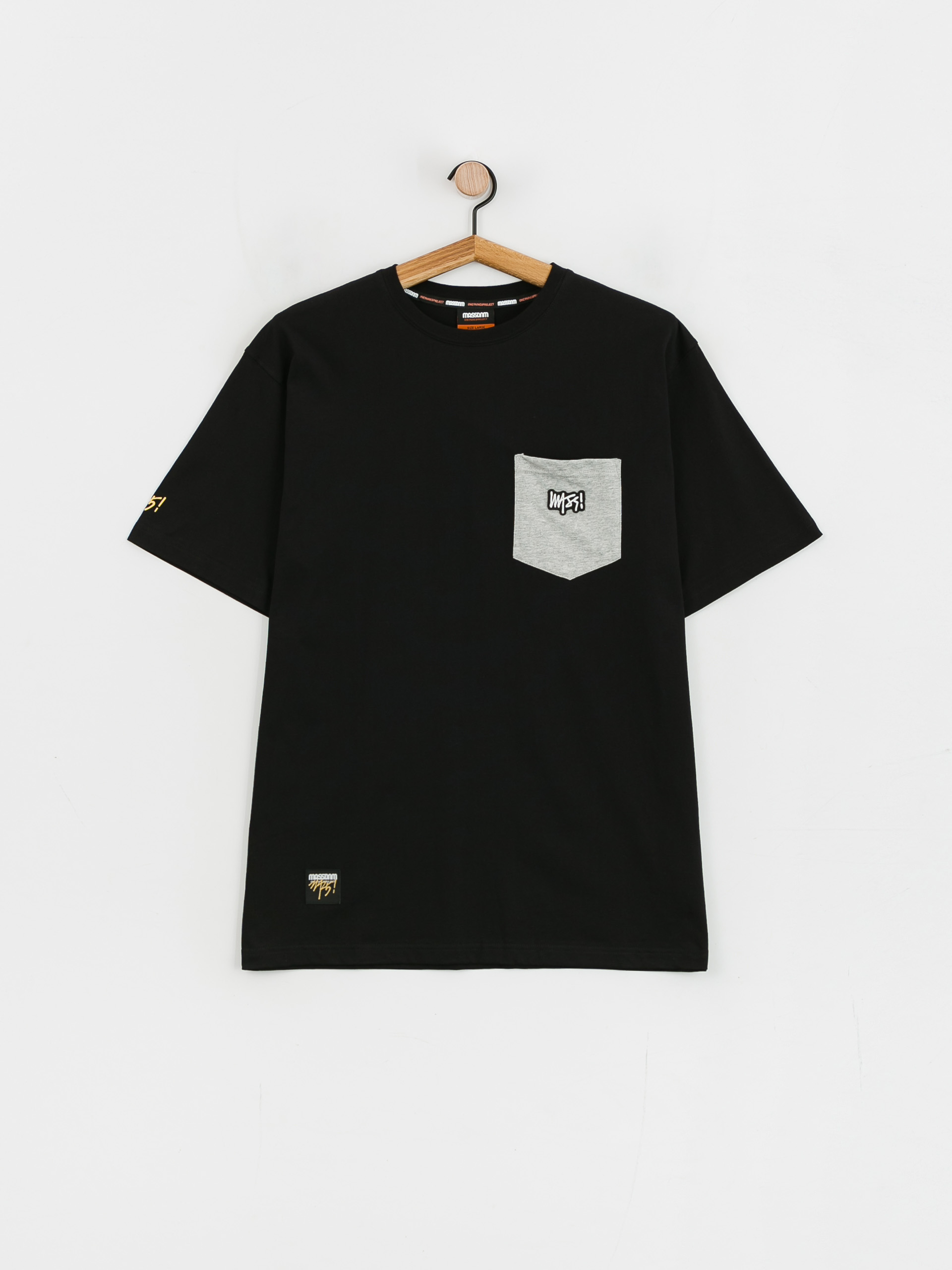 MassDnm Signature Patch Pocket T-shirt (black)