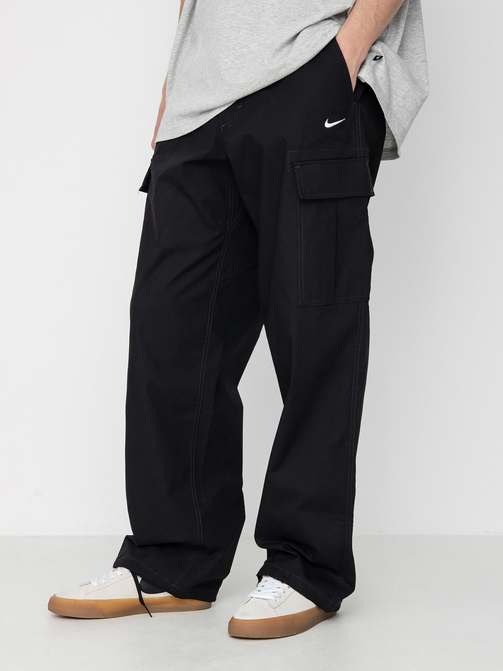 Nike SB Kearny Cargo Pants (black/white)