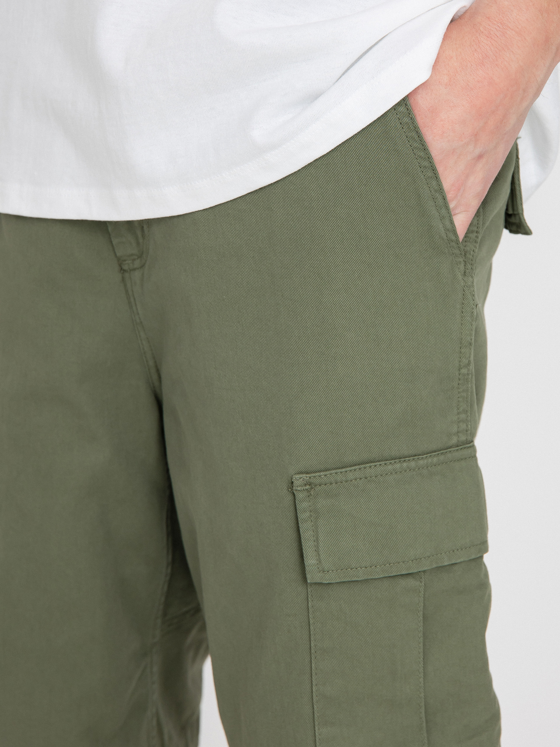 Carhartt WIP Regular Cargo Shorts (dollar green)