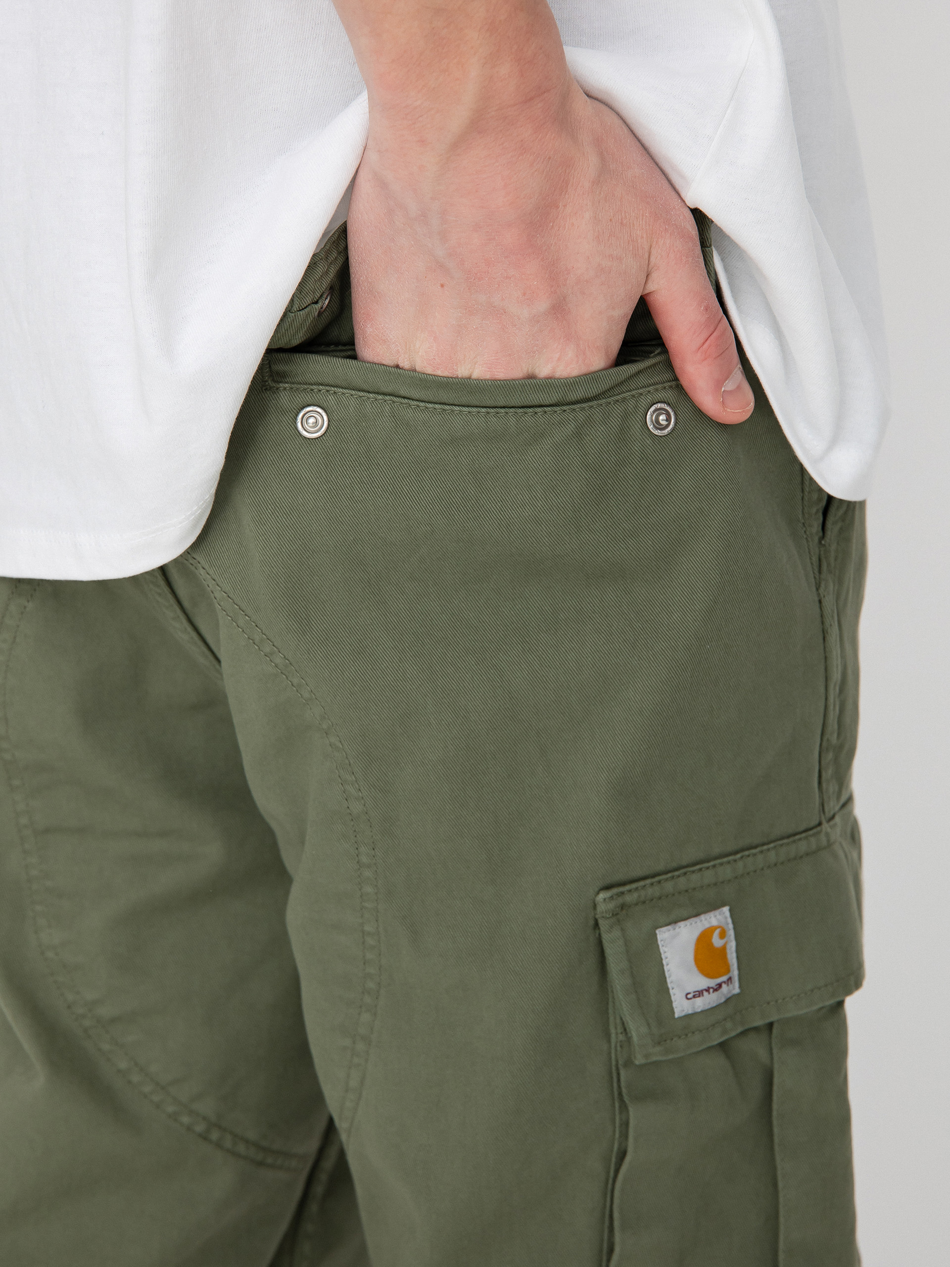 Carhartt WIP Regular Cargo Shorts (dollar green)