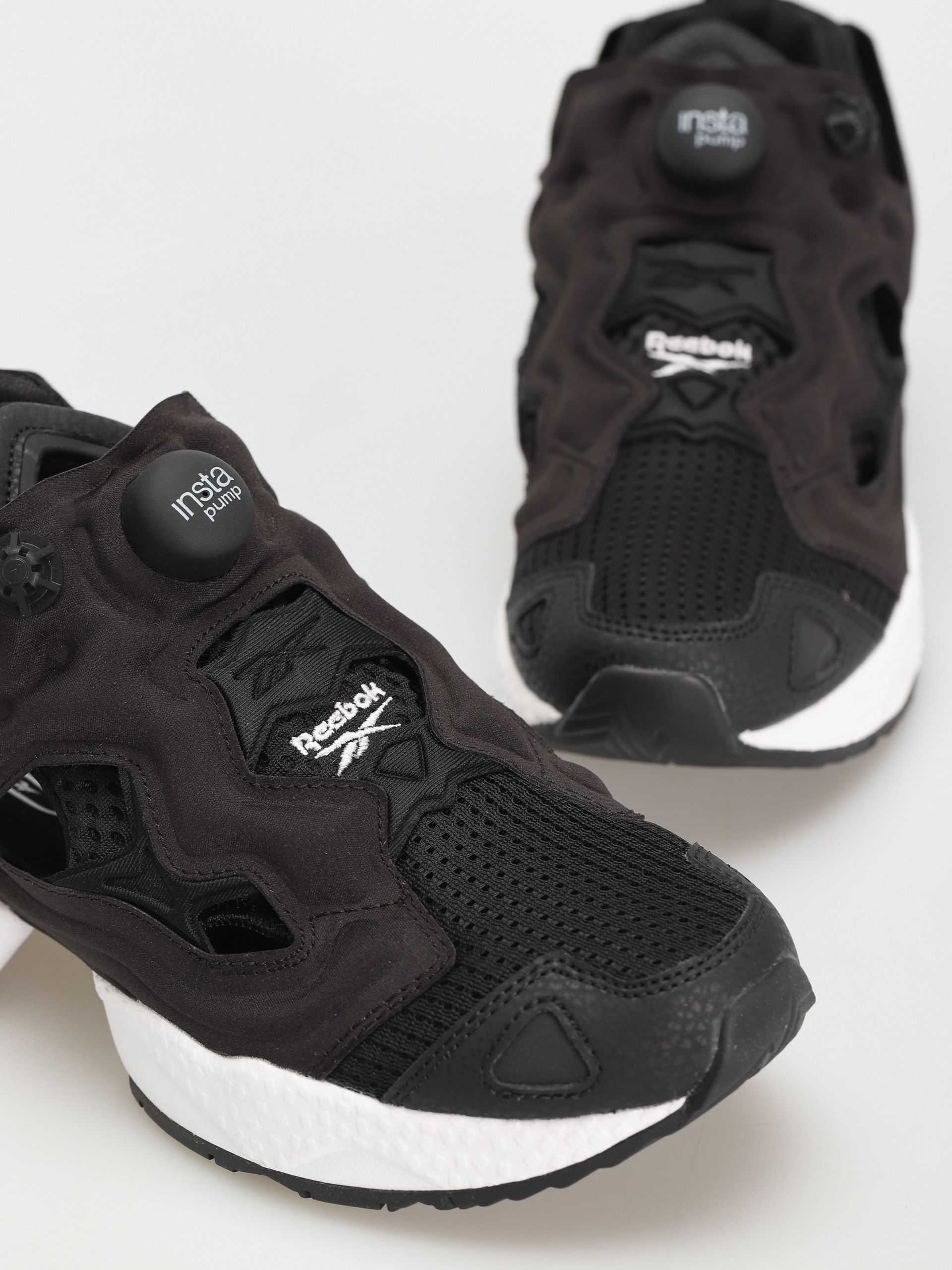 Reebok Instapump Fury 95 Shoes (cblack/ftwwht/cblack)