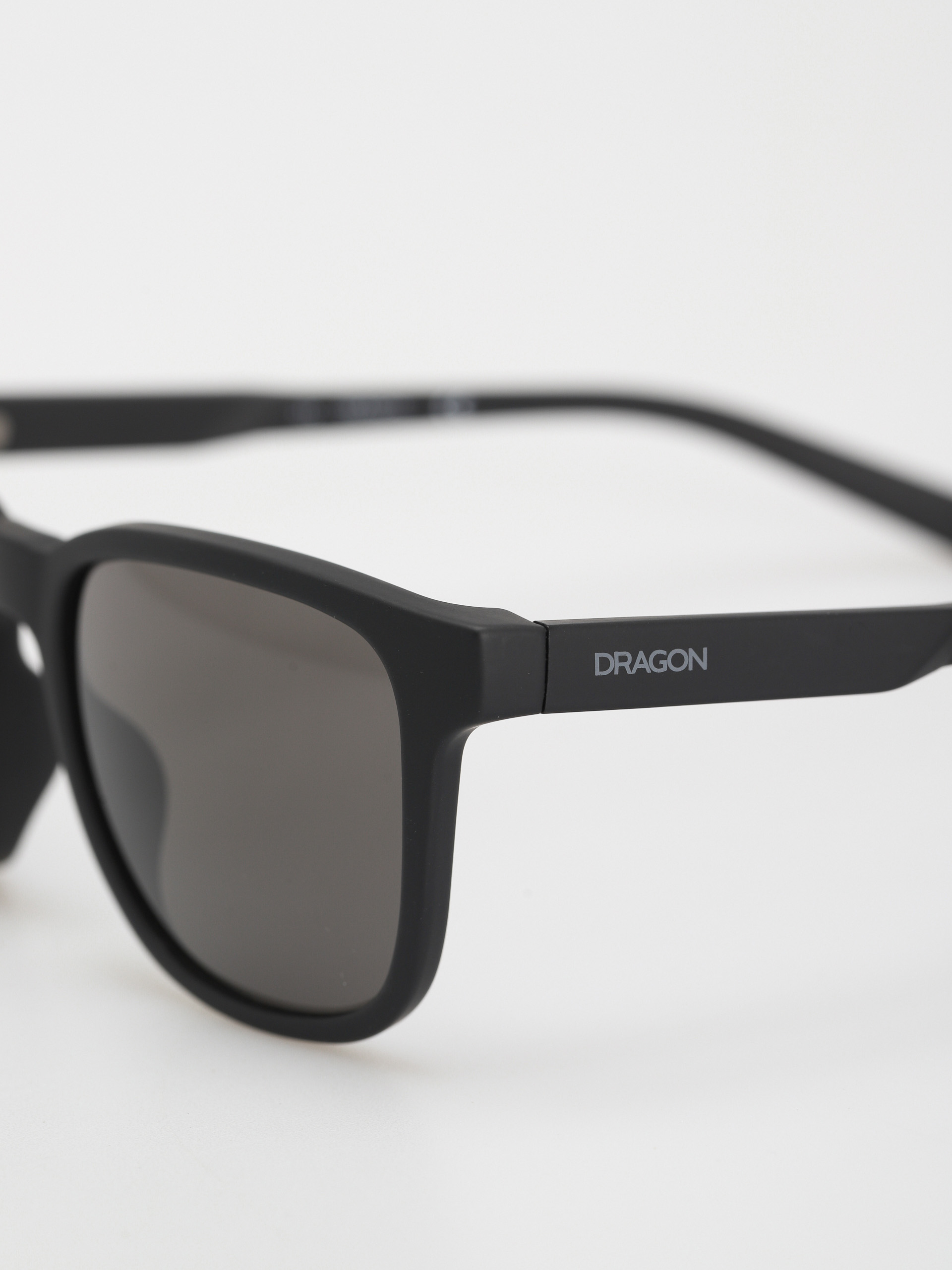 Dragon Clover Sunglasses (matte black/lumalens smoke)