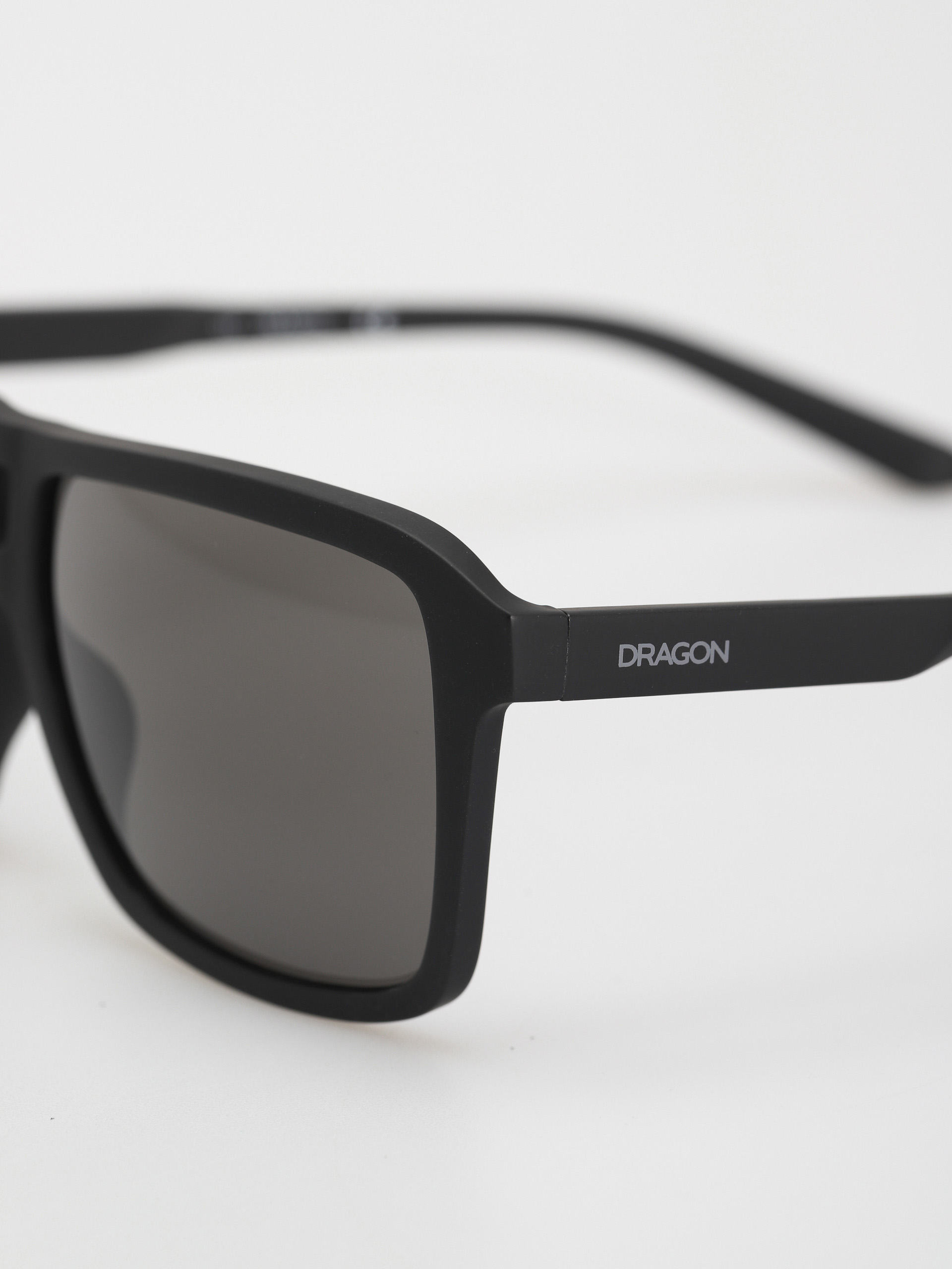 Dragon The Jam Upcycled Sunglasses (matte black/lumalens smoke)