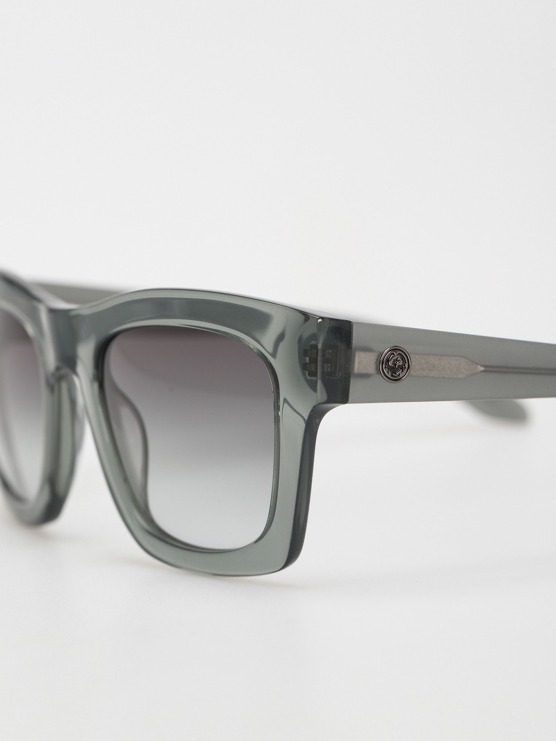 Dragon Waverly Sunglasses Wmn (grey crystal/lumalens smoke gradient)