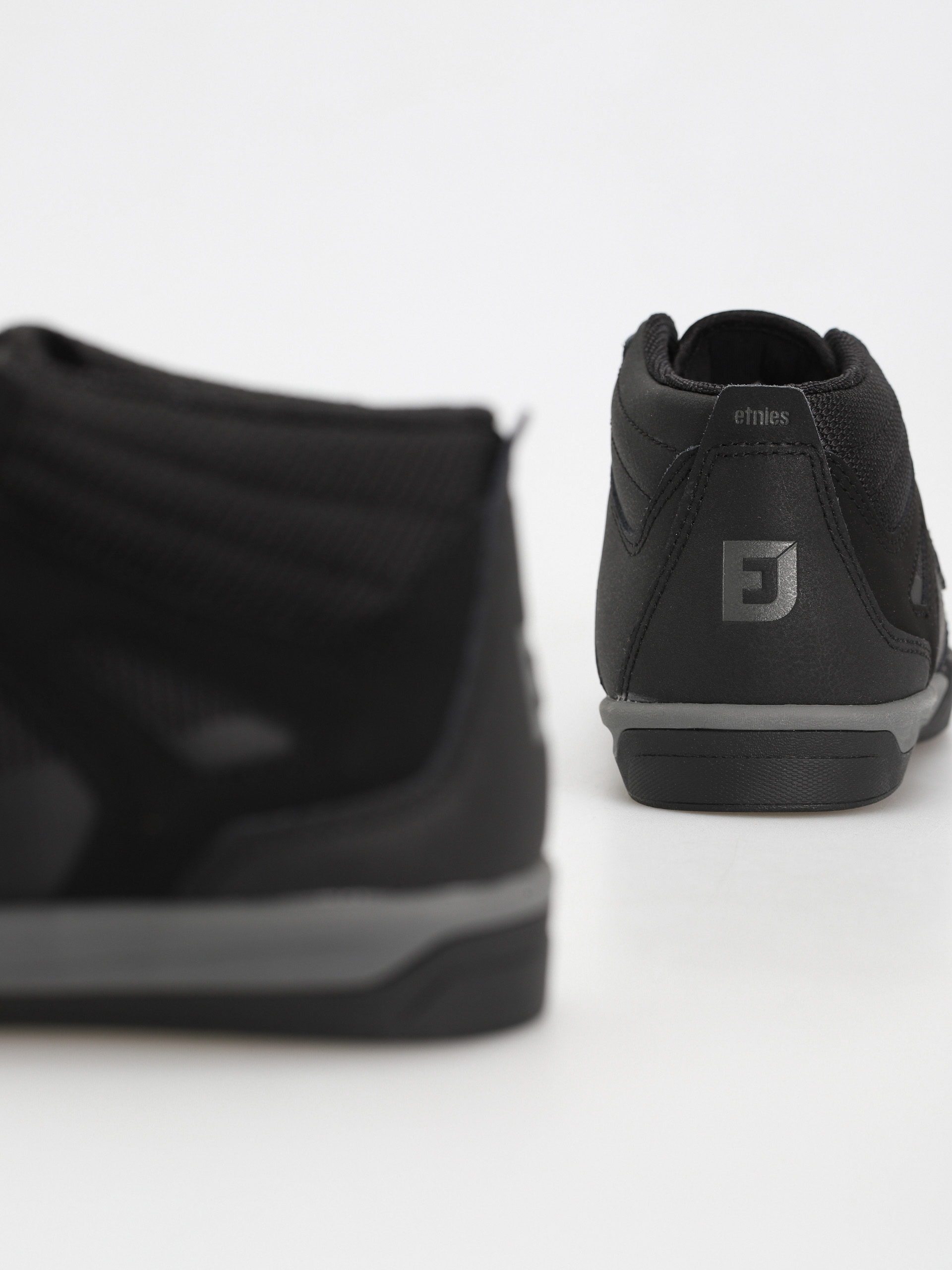 Etnies Johansson Pro Shoes (black)