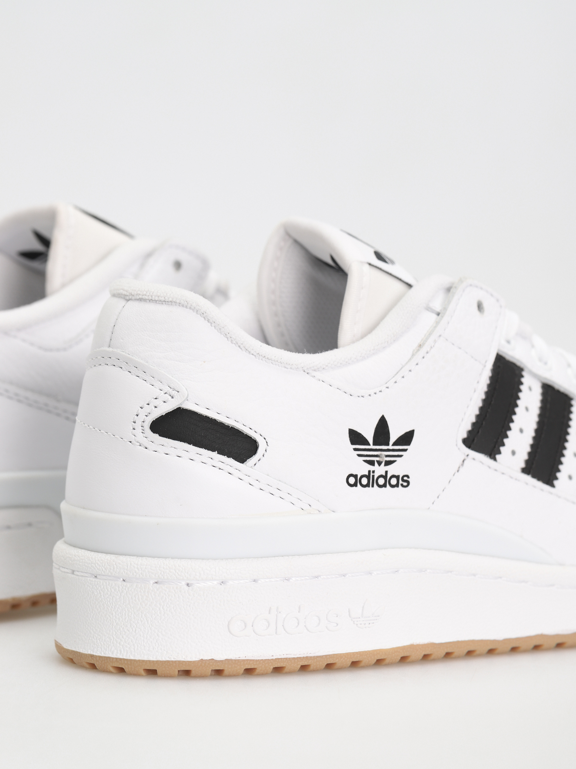 adidas Forum 84 Low Adv Shoes (ftwwht/cblack/ftwwht)