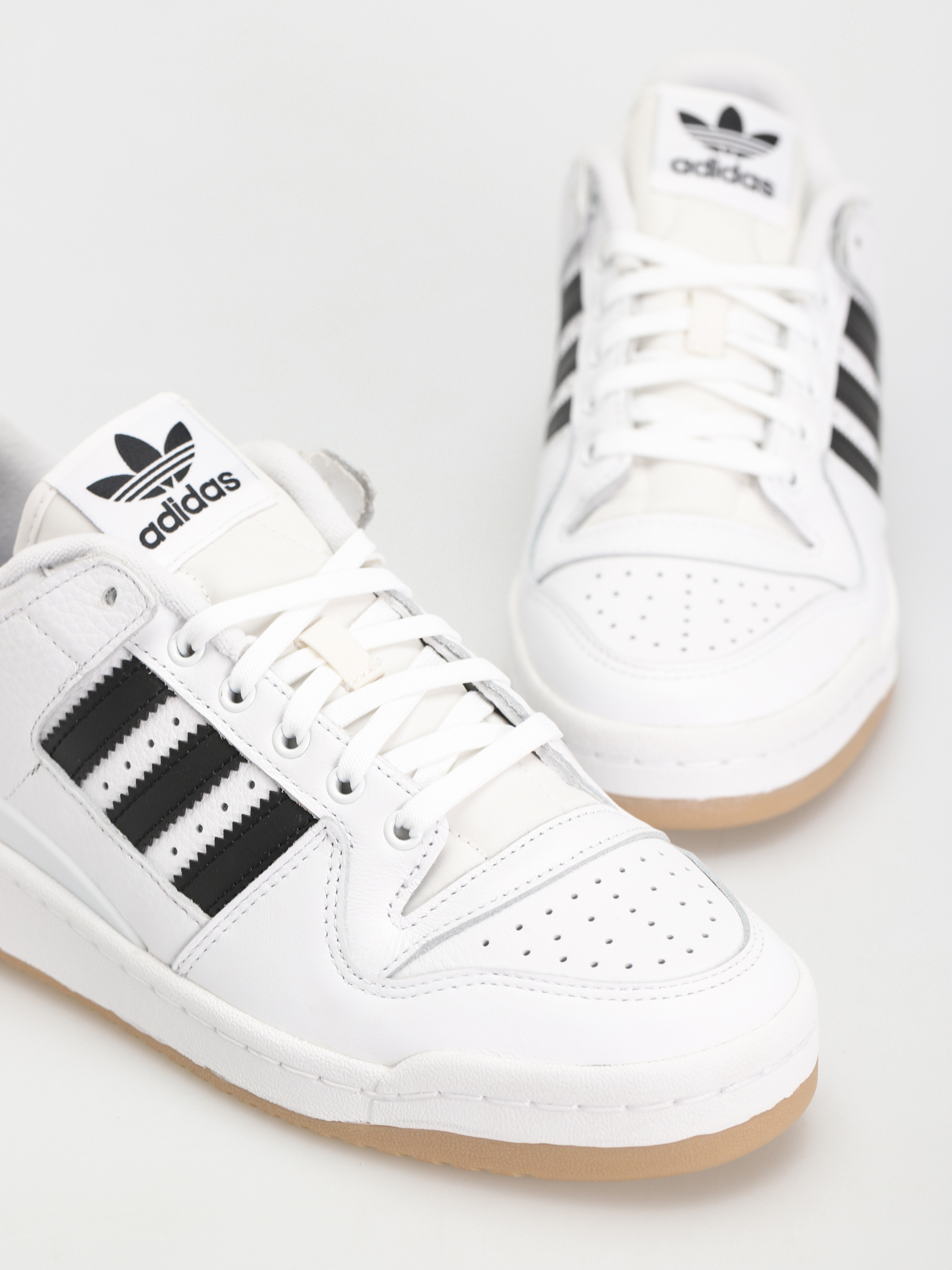 adidas Forum 84 Low Adv Shoes (ftwwht/cblack/ftwwht)