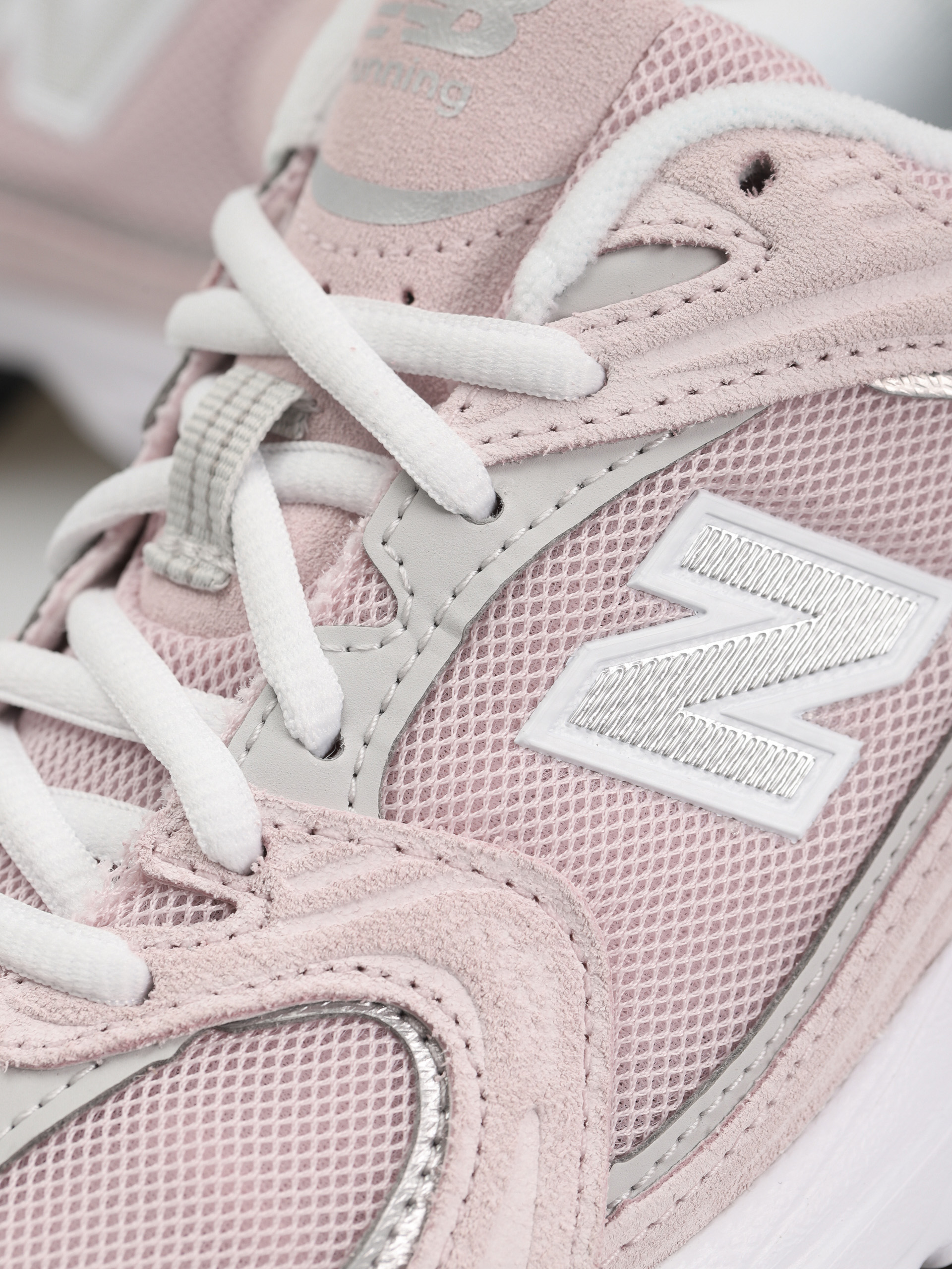 New Balance 530 Shoes (stone pink)