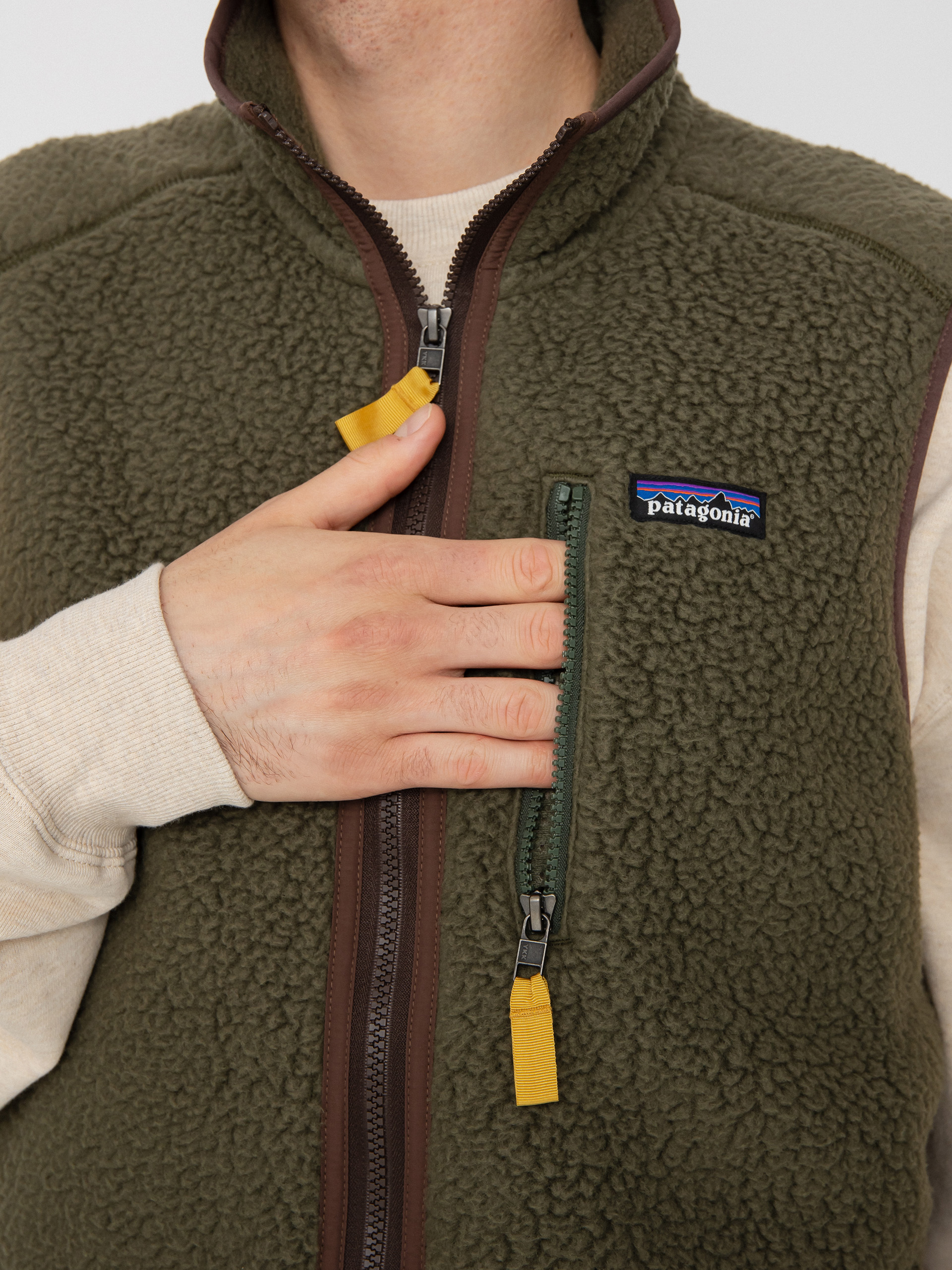 Patagonia Retro Pile Vest (basin green)