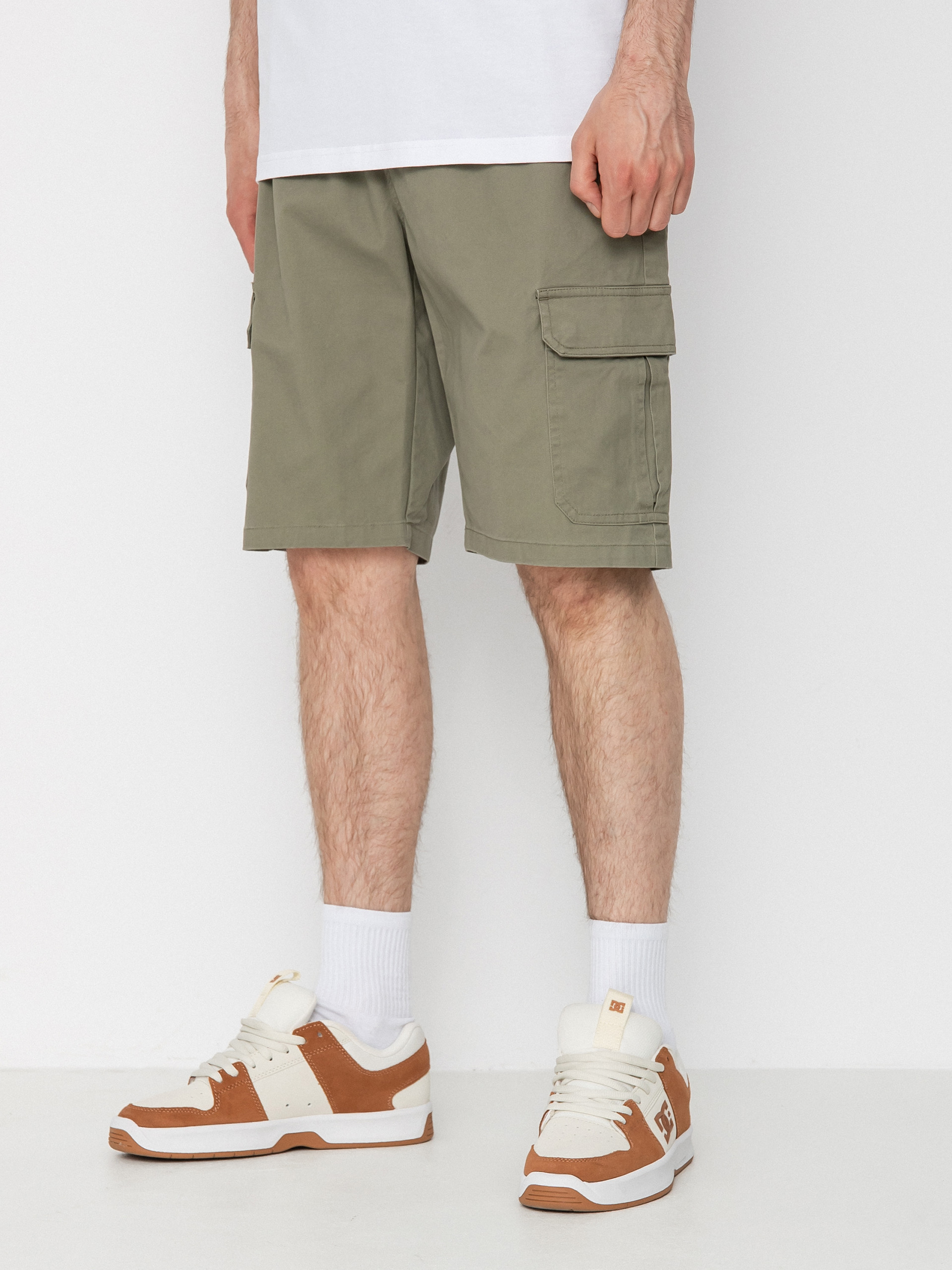 Iriedaily Work N Roll Shorts (light olive)