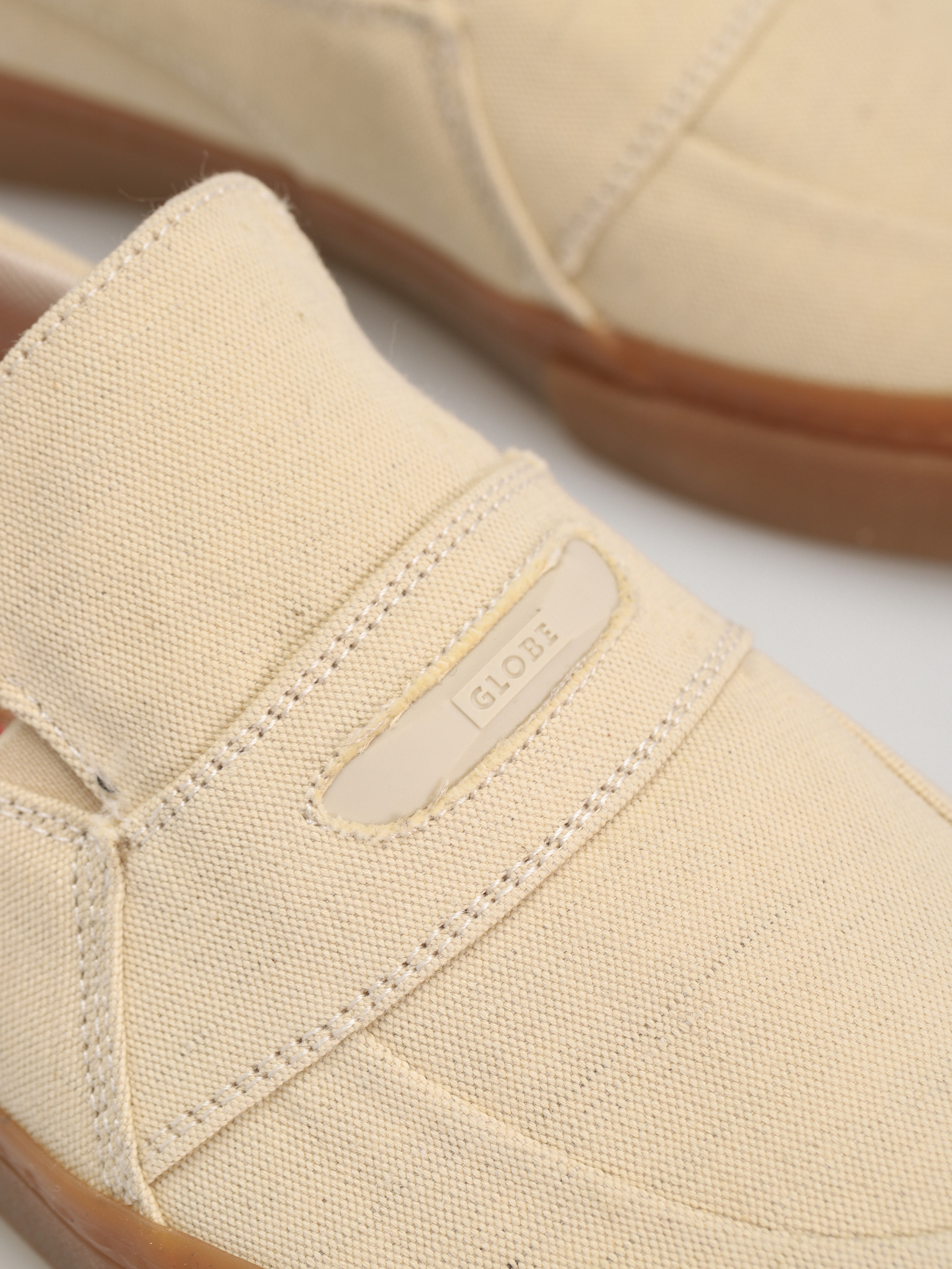 Globe Liaizon Shoes (hemp/regrind gum)