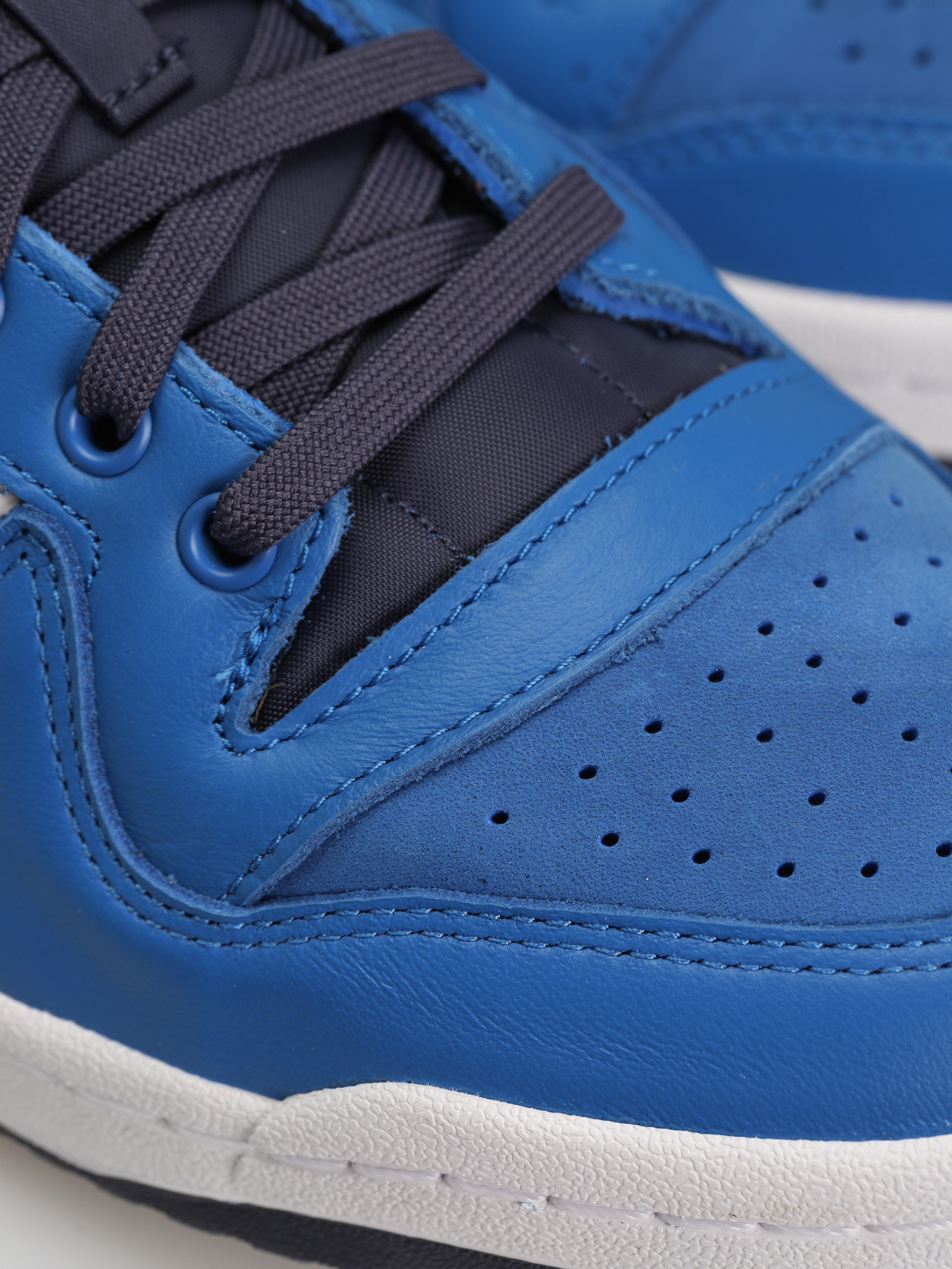 adidas Forum 84 Low Adv Shoes (blubir/ftwwht/shanav)