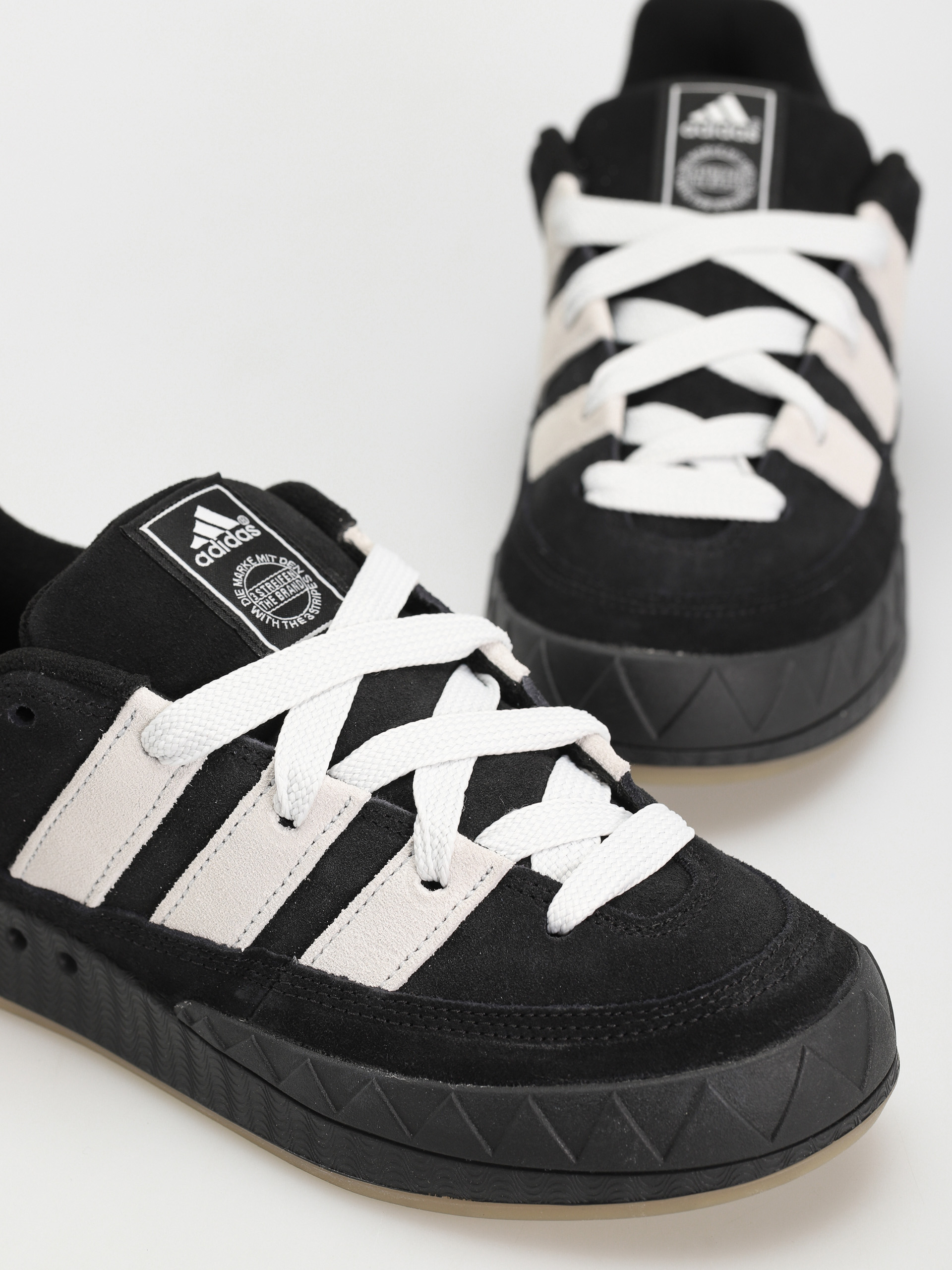 adidas Originals Adimatic Shoes (cblack/crtwht/gum3)