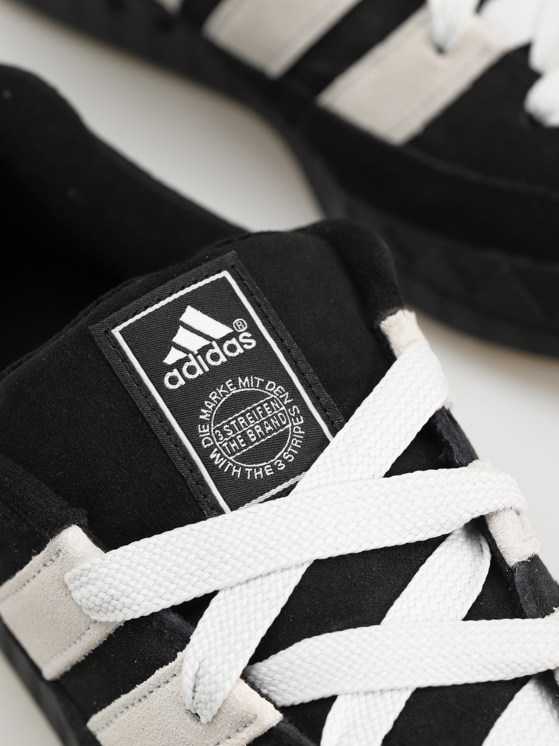 adidas Originals Adimatic Shoes (cblack/crtwht/gum3)