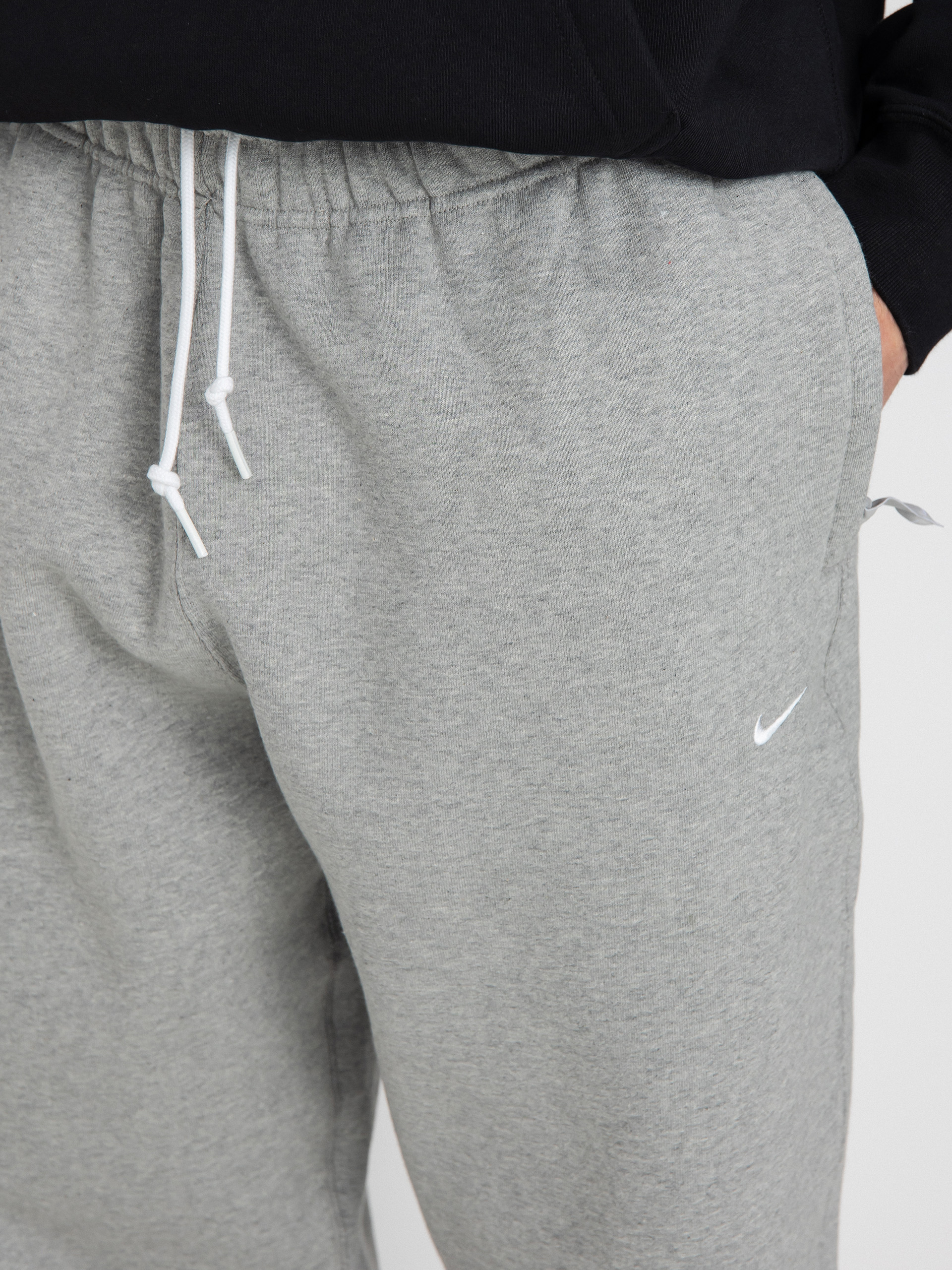 Nike SB Solo Swoosh Pants (dk grey heather/white)