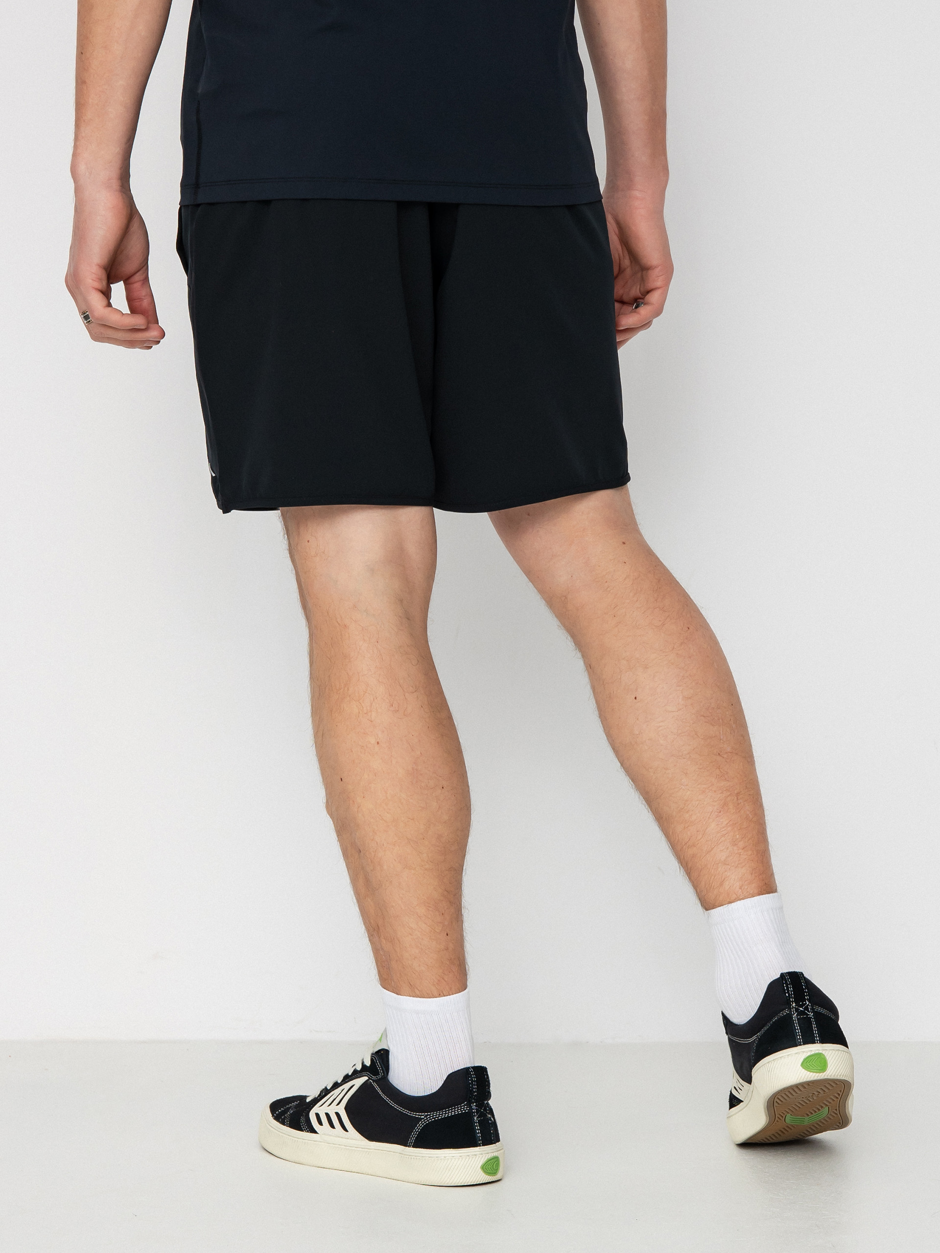 RVCA Yogger Stretch 17 Shorts (black)