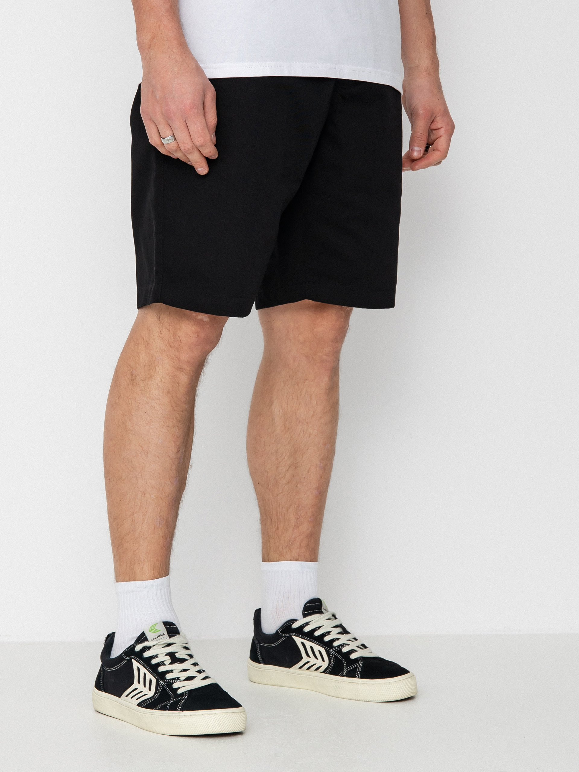 Rvca cheap black shorts