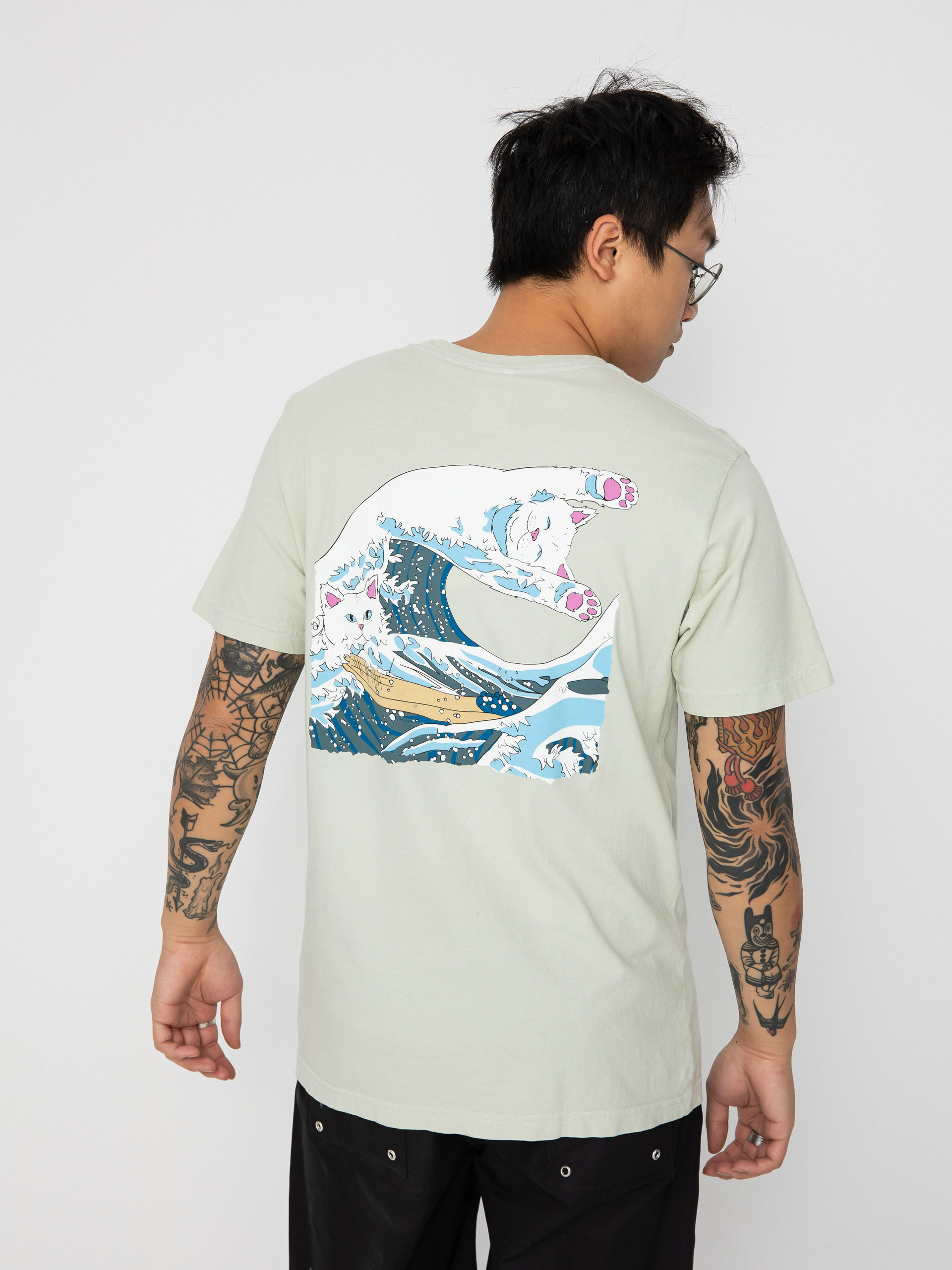 RipNDip Great Wave T-shirt (sage)