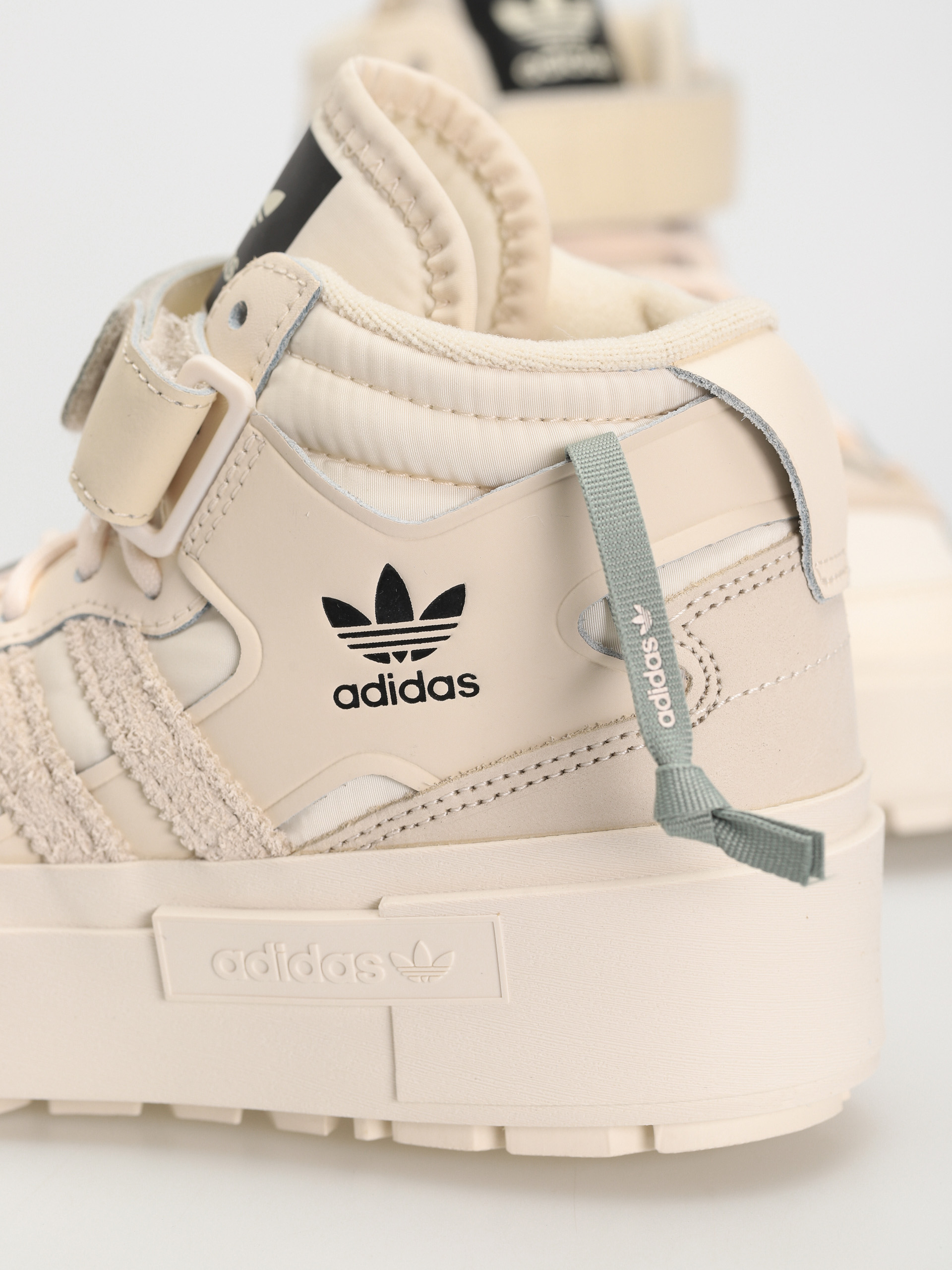 adidas Originals Forum Bonega X Shoes Wmn (wonwhi/wonwhi/cblack)