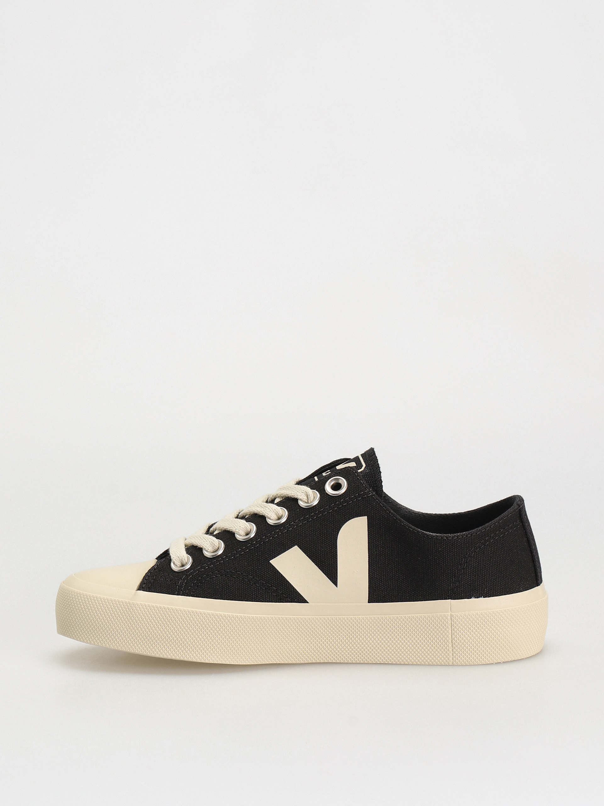 Veja Wata II Low Schuhe Wmn (black pierre)