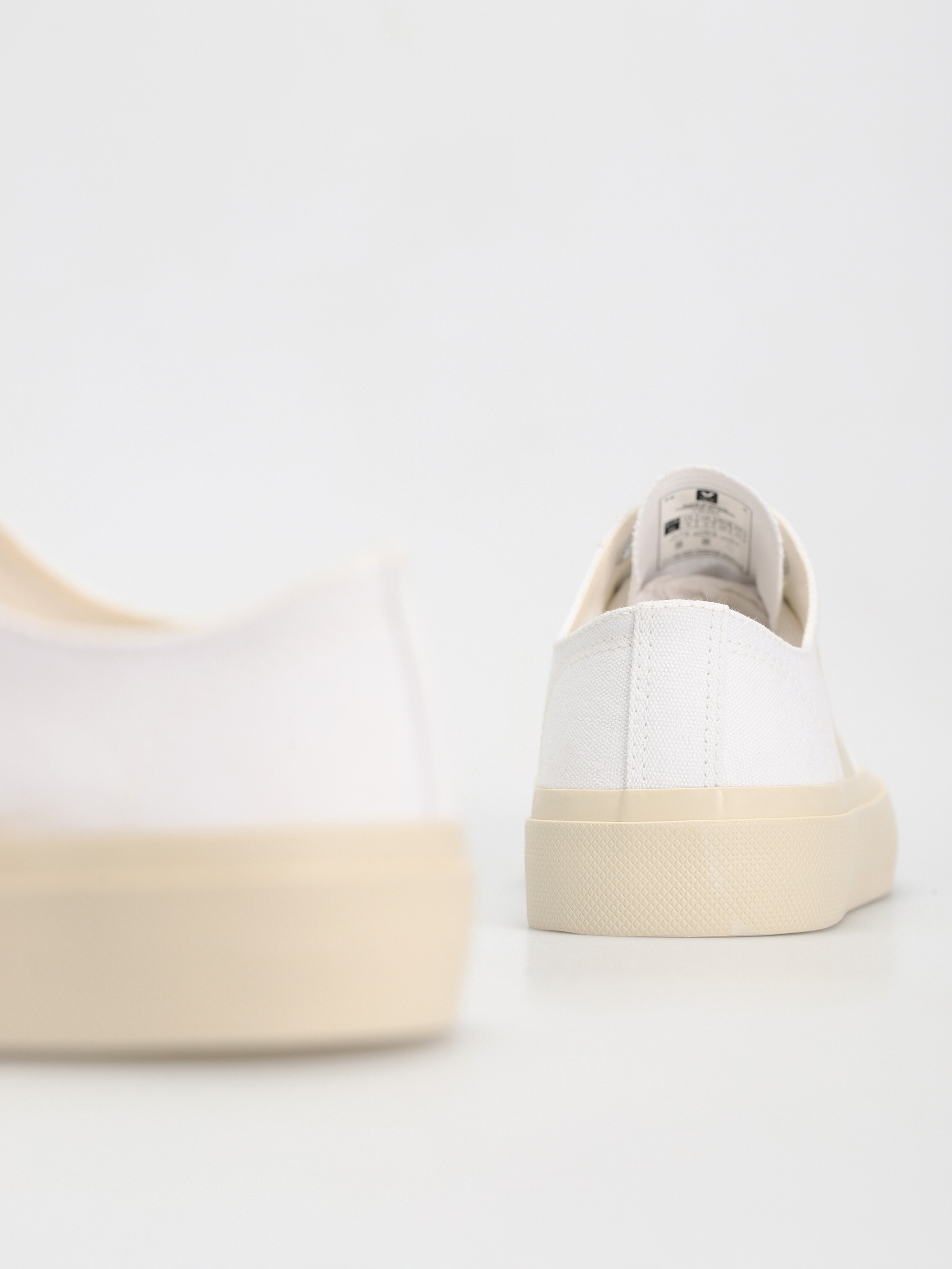 Veja Wata II Low Schuhe Wmn (white pierre)