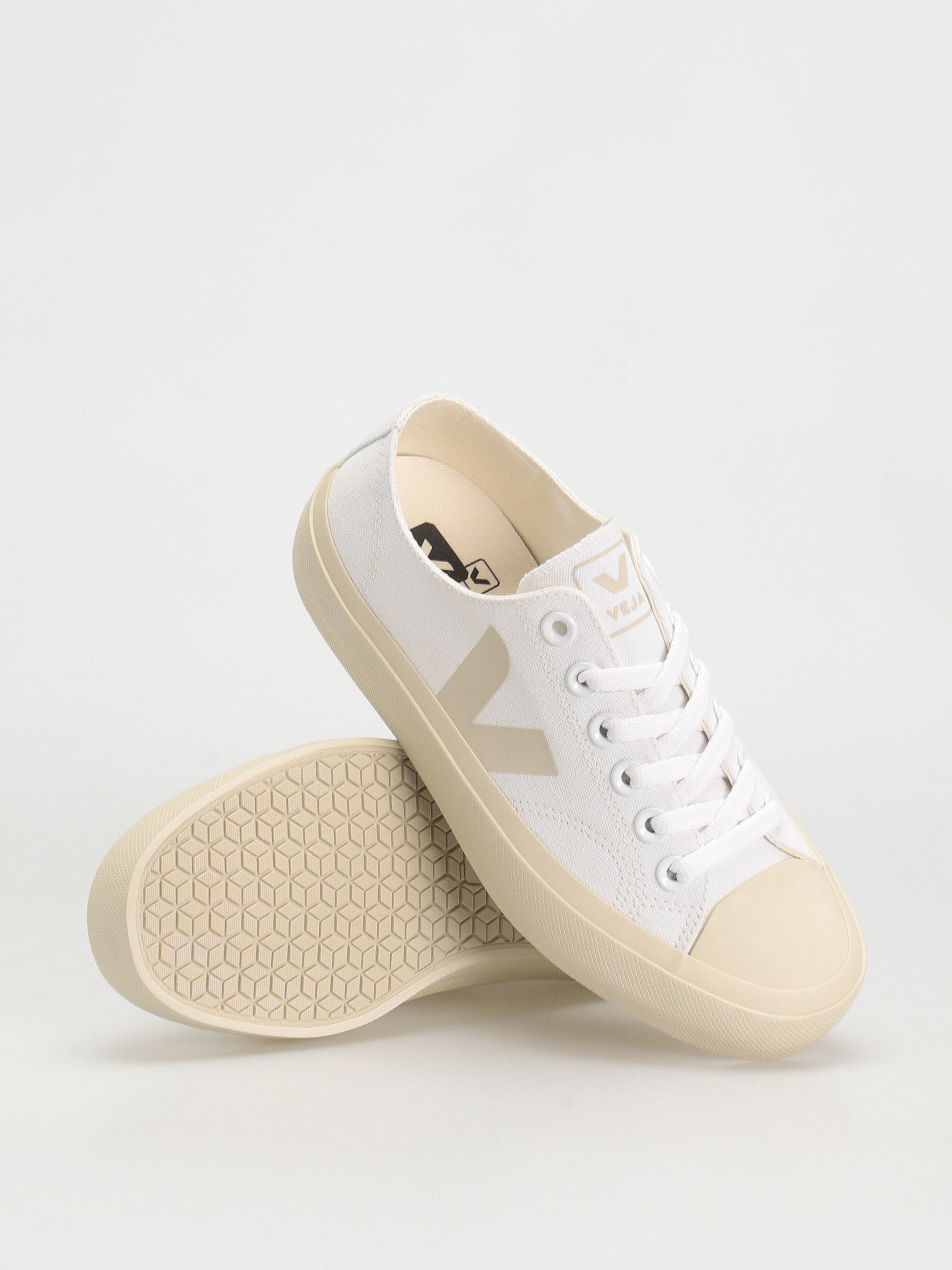 Veja Wata II Low Schuhe Wmn (white pierre)