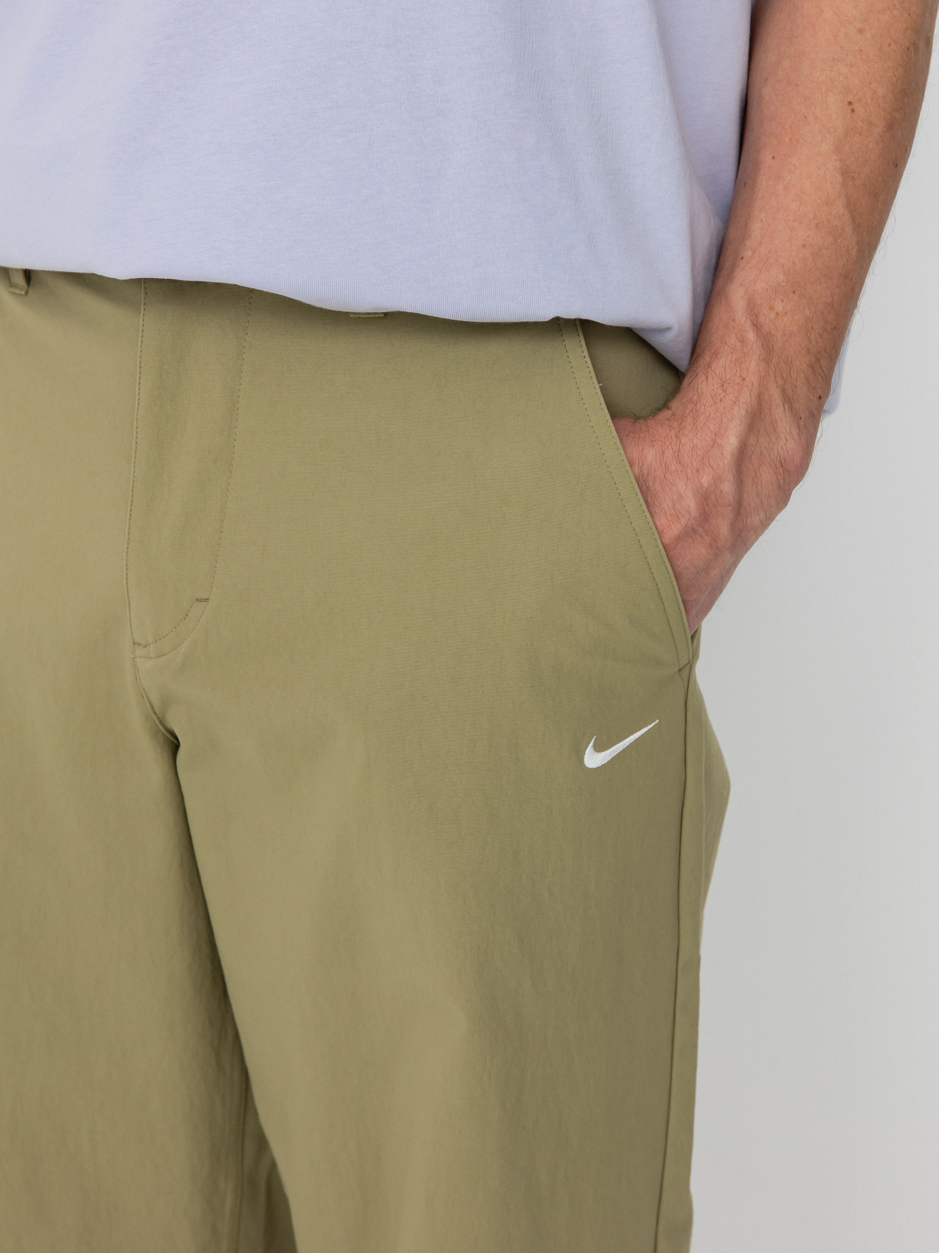 Nike SB El Chino Pants (neutral olive/white)