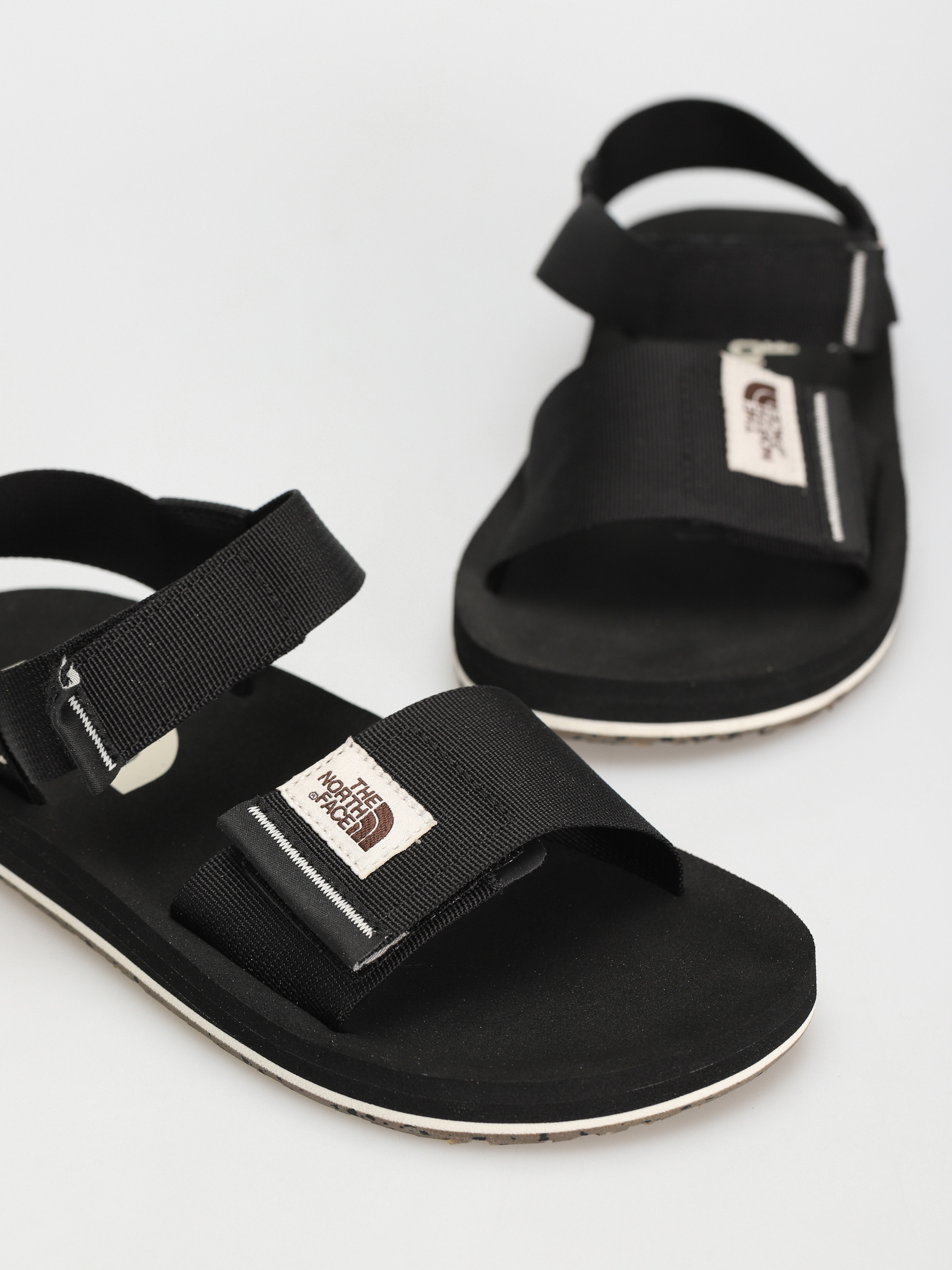 The North Face Skeena Sandals Wmn (tnf black/vintage white)