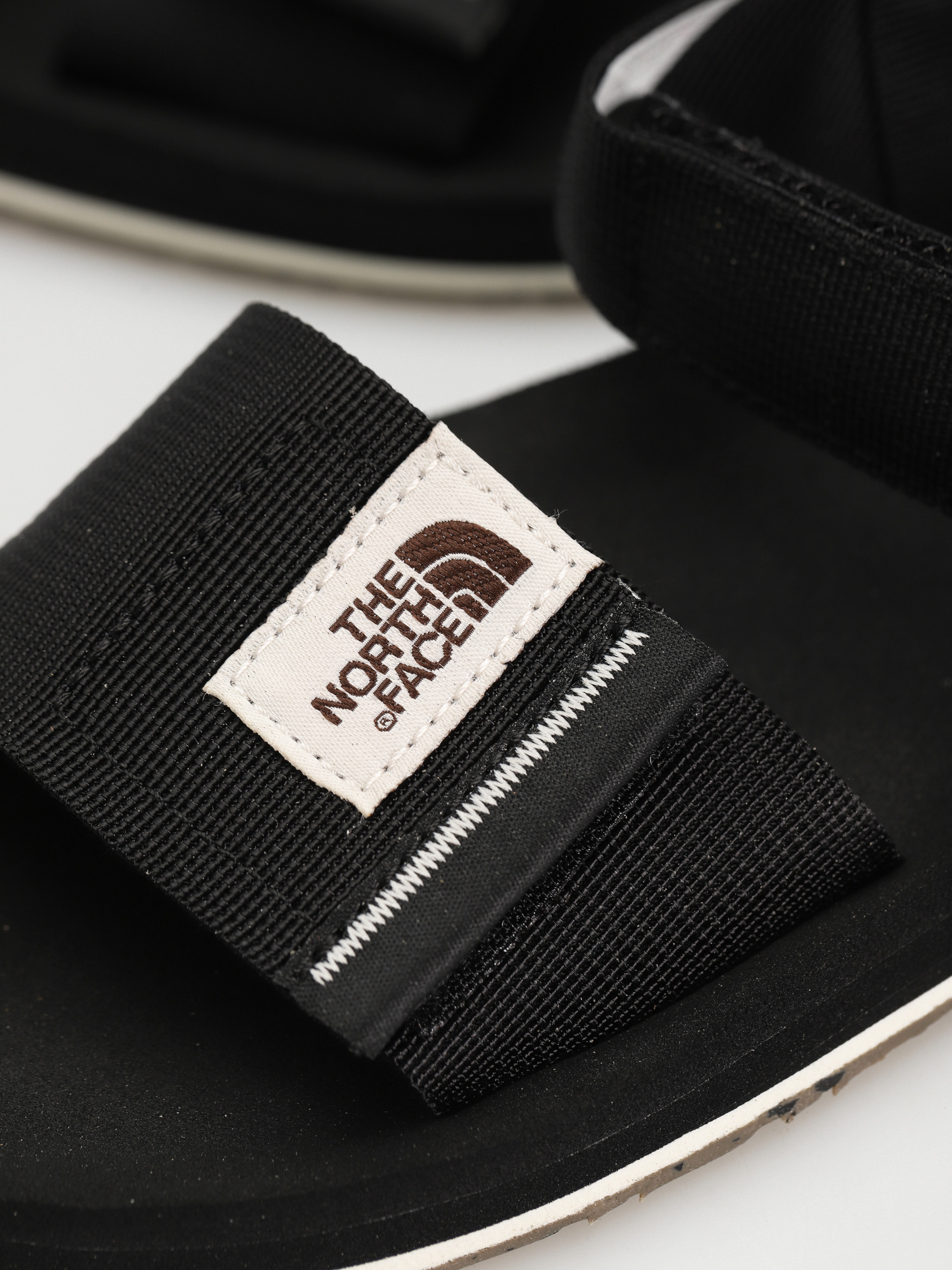 The North Face Skeena Sandalen Wmn (tnf black/vintage white)