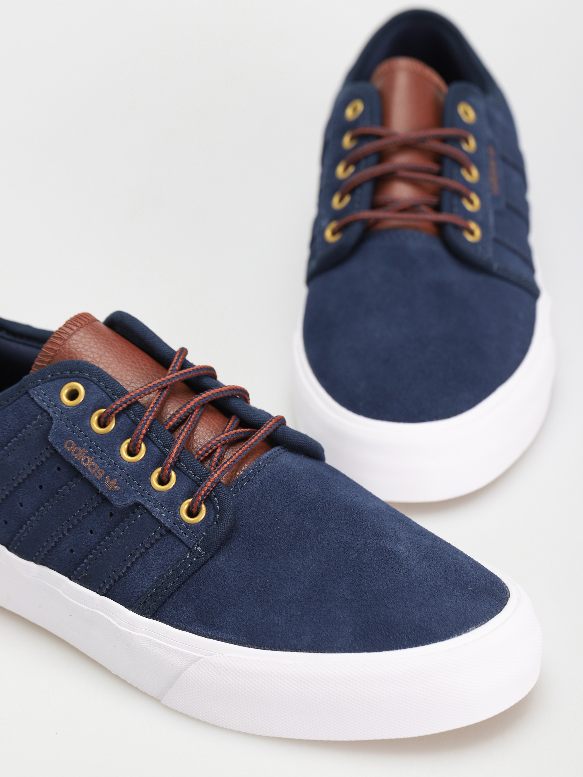 adidas Seeley XT Shoes (supcol/supcol/supcol)