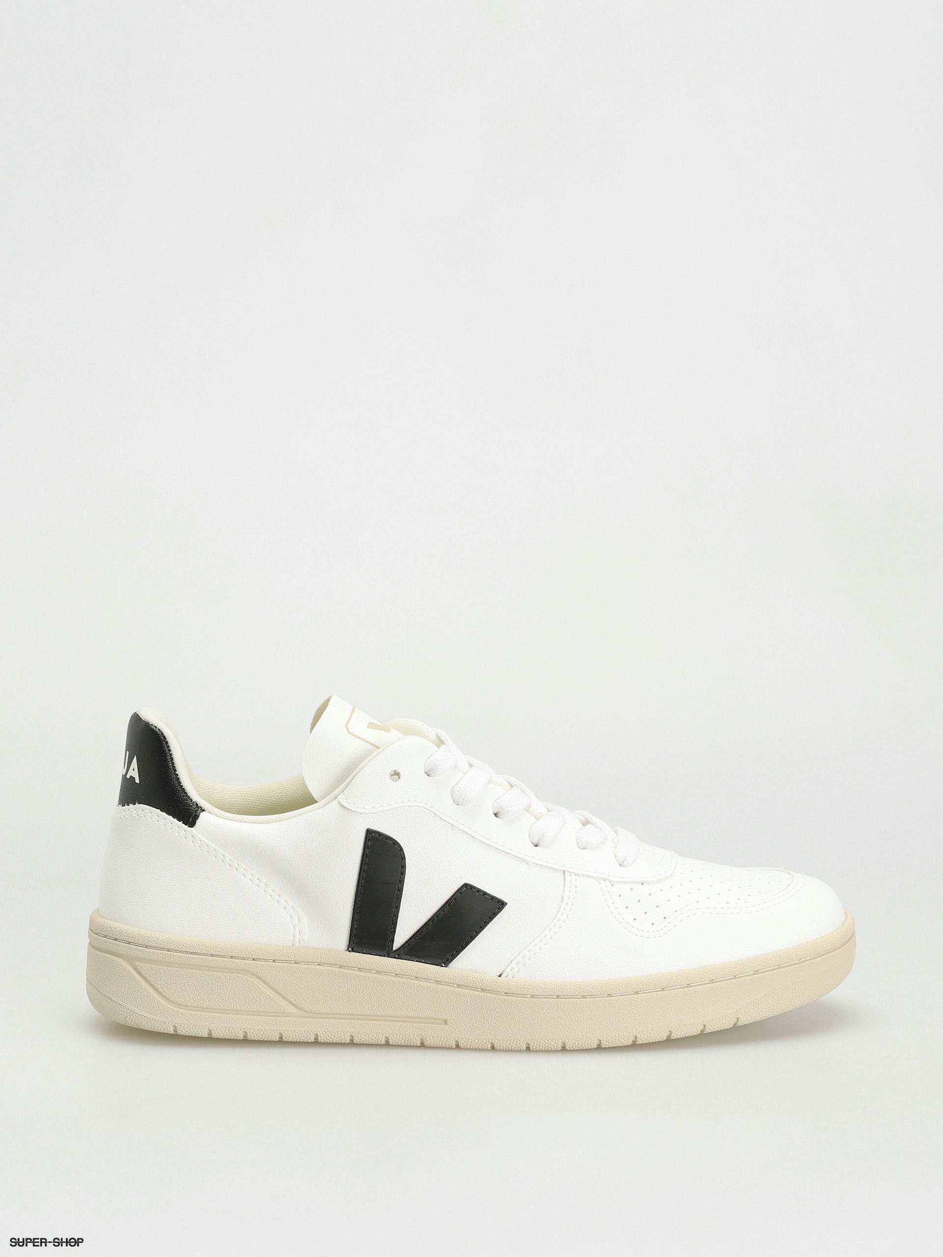 Veja store shoes v10