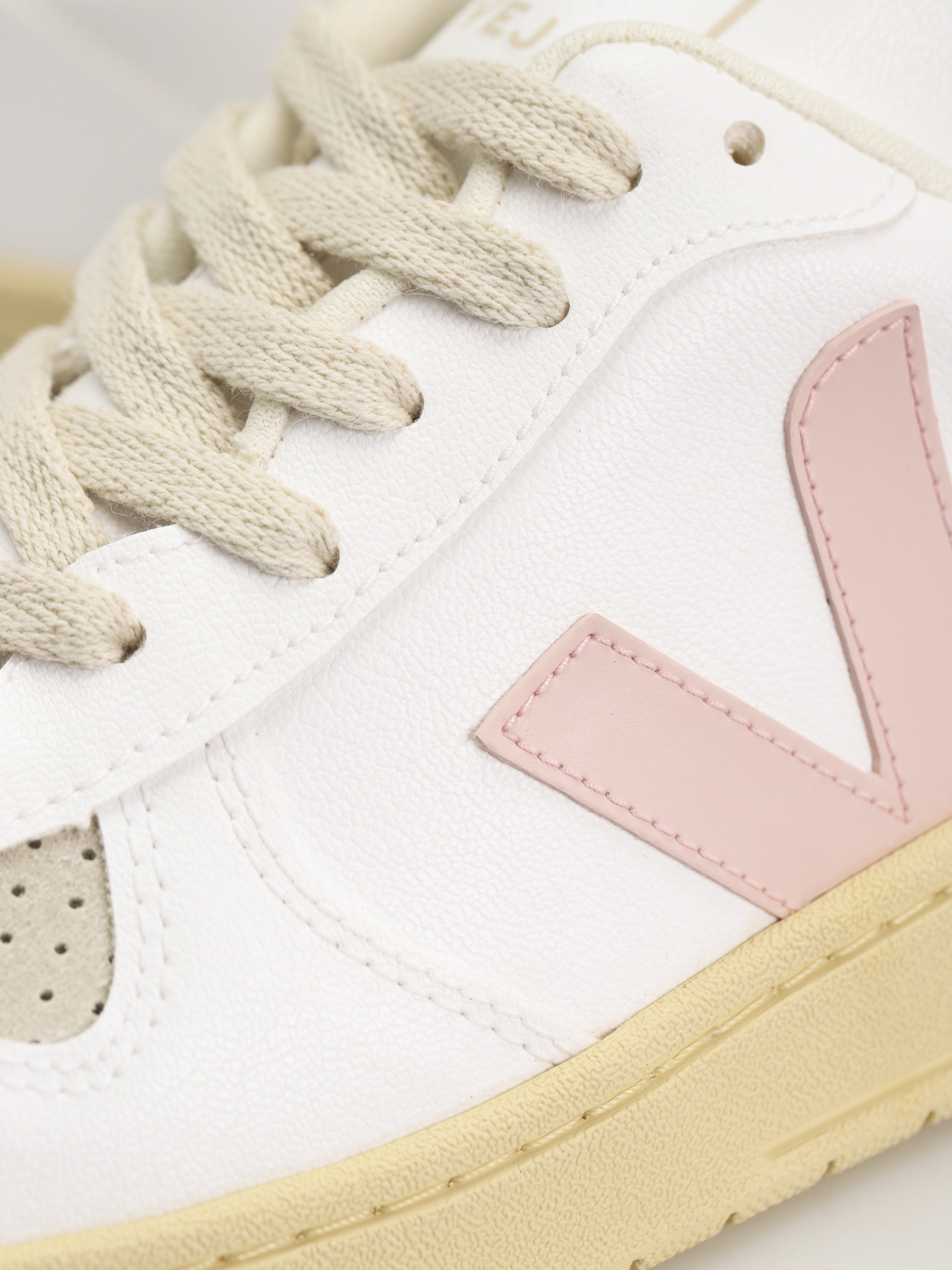 Veja V-10 Schuhe Wmn (white petale)