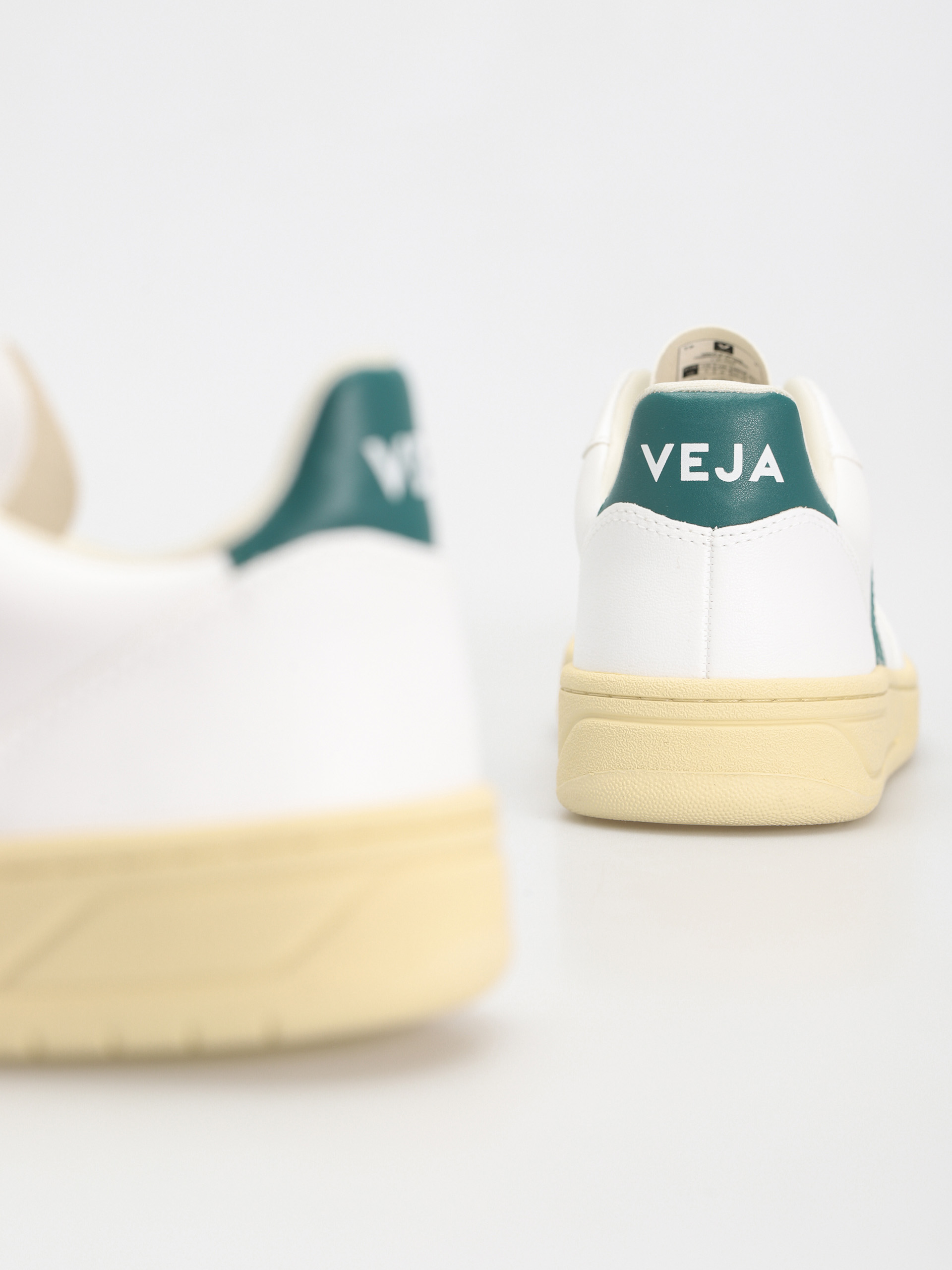 Veja V-10 Schuhe (white brittany)
