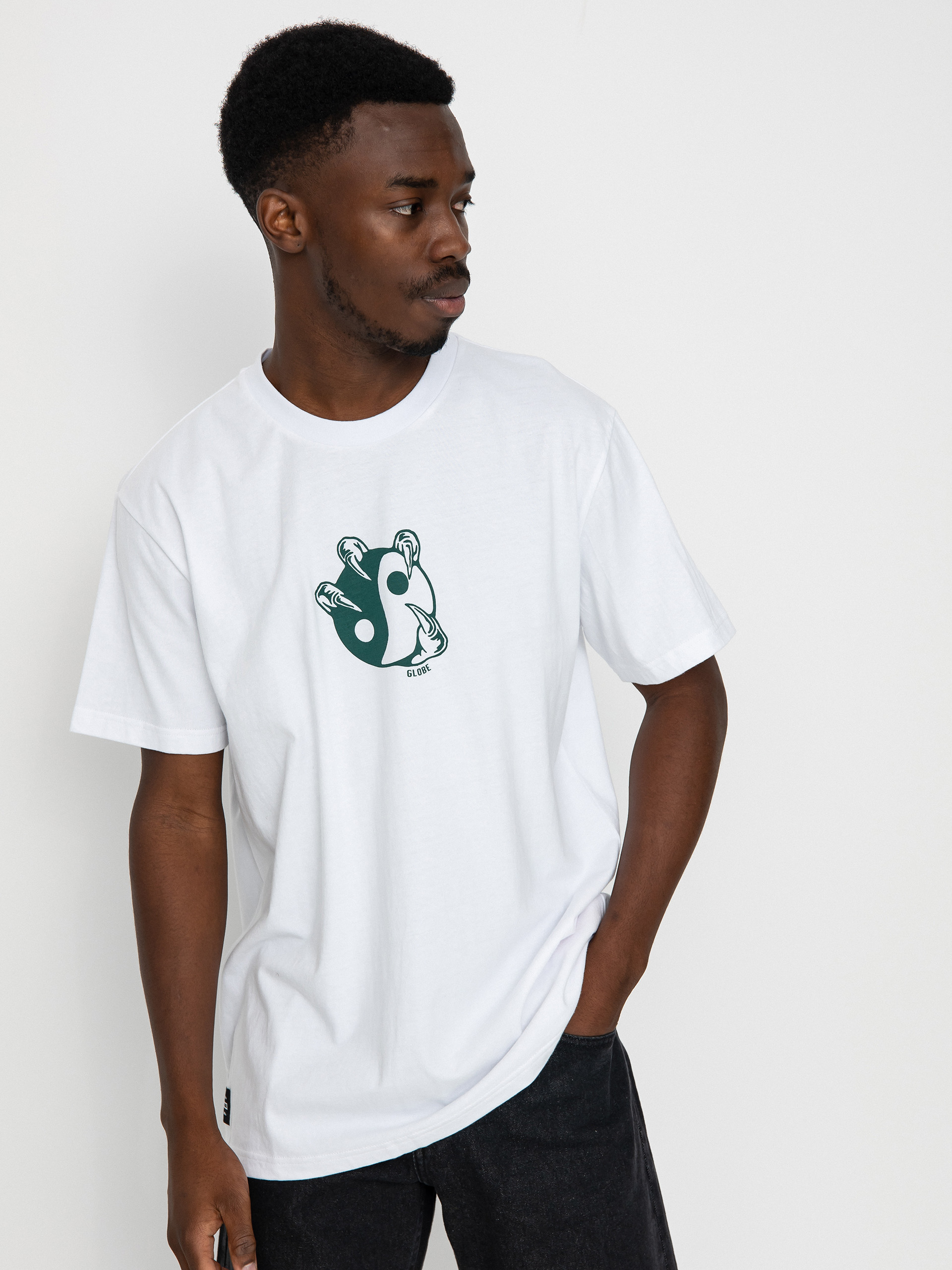 Globe Unbalanced T-shirt (white)