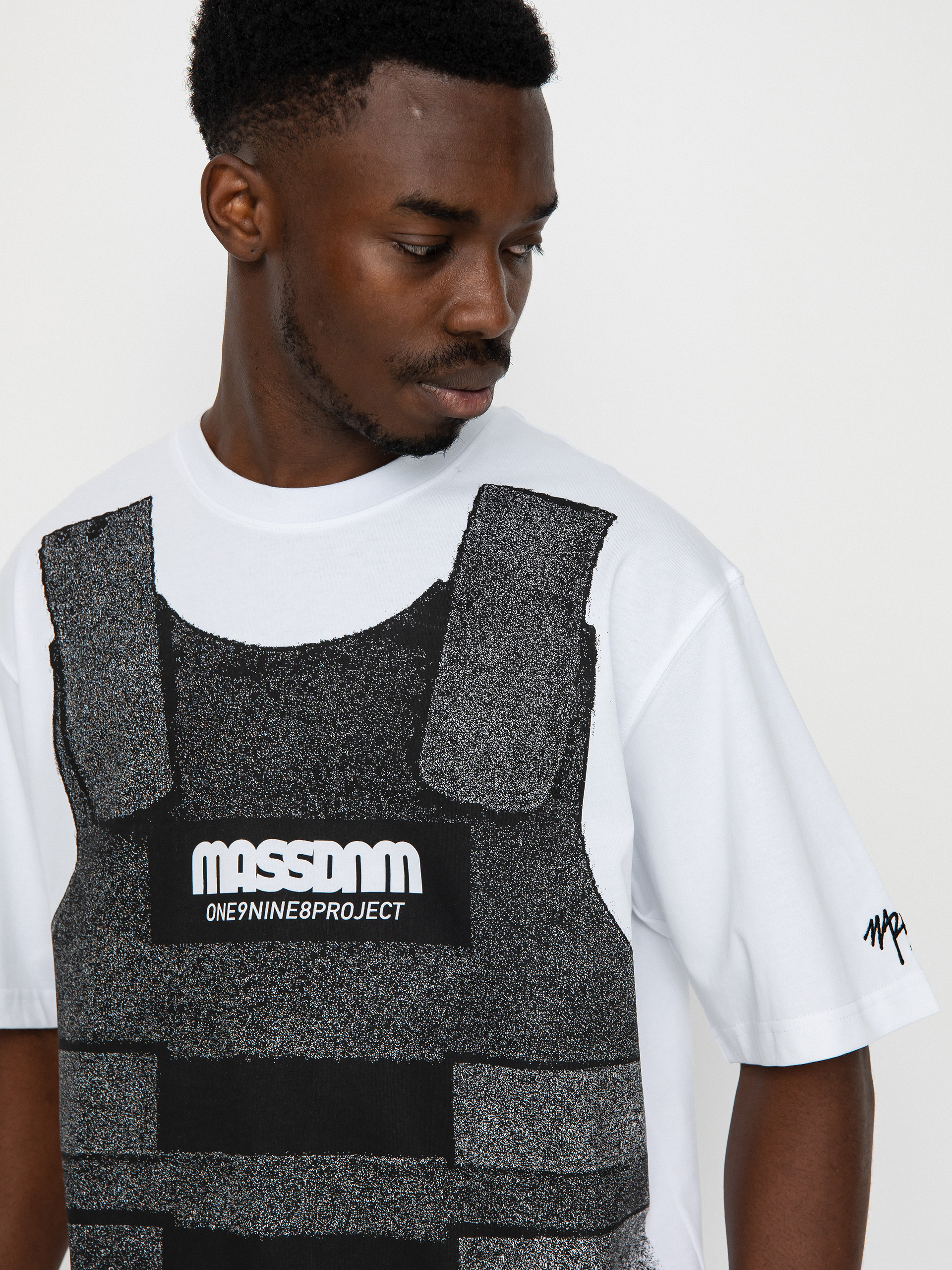 MassDnm Bulletproof T-shirt (white)