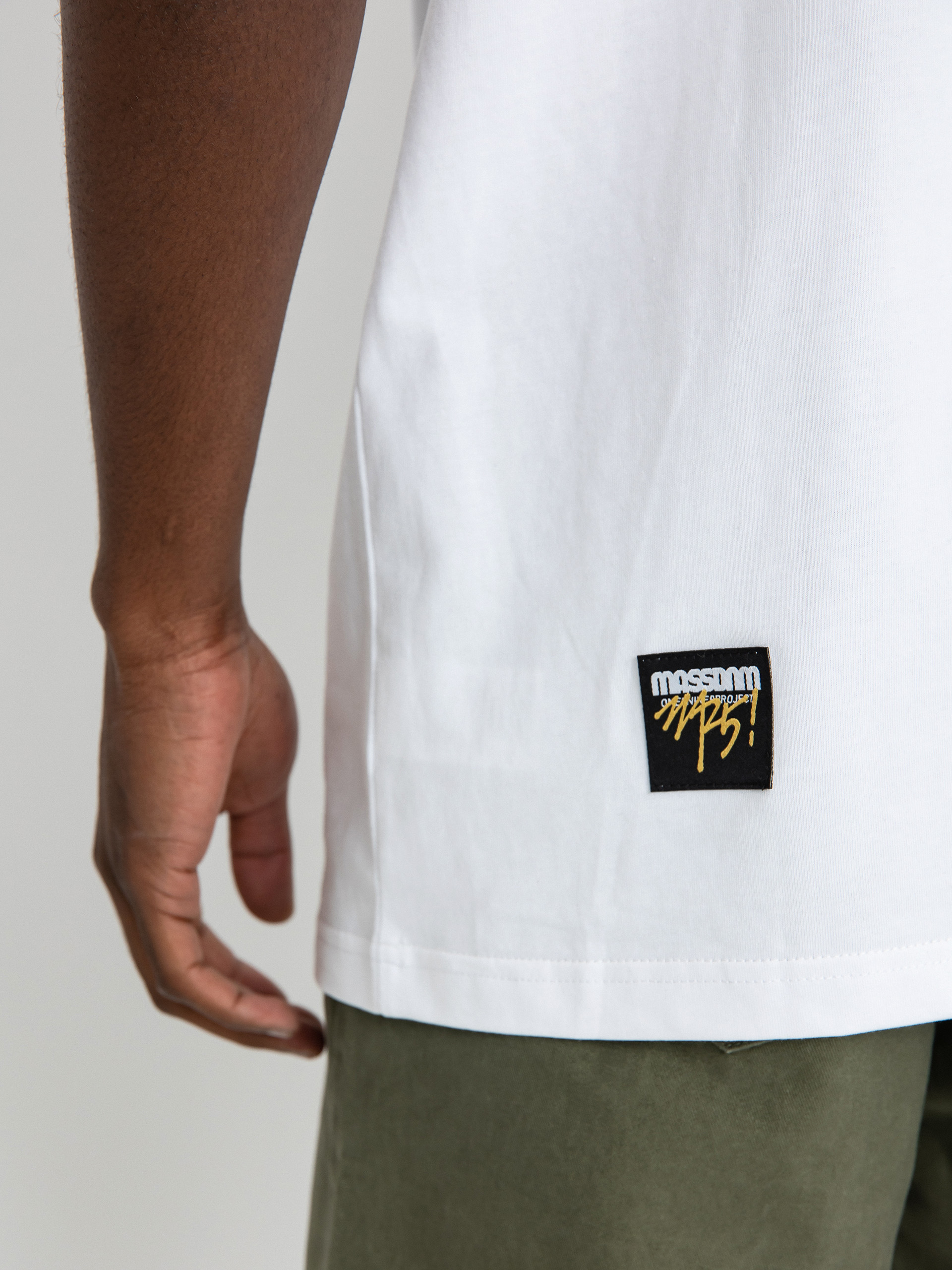 MassDnm Signature Patch Pocket T-shirt (white)