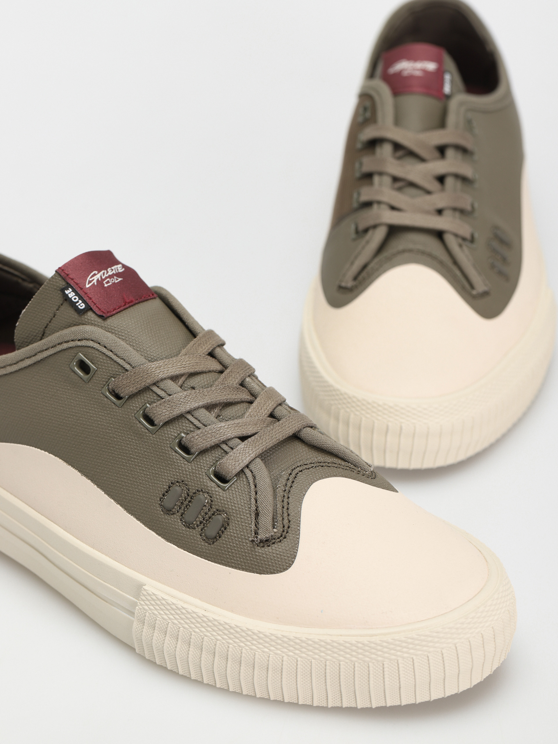 Globe Gillette Schuhe (olive cream)