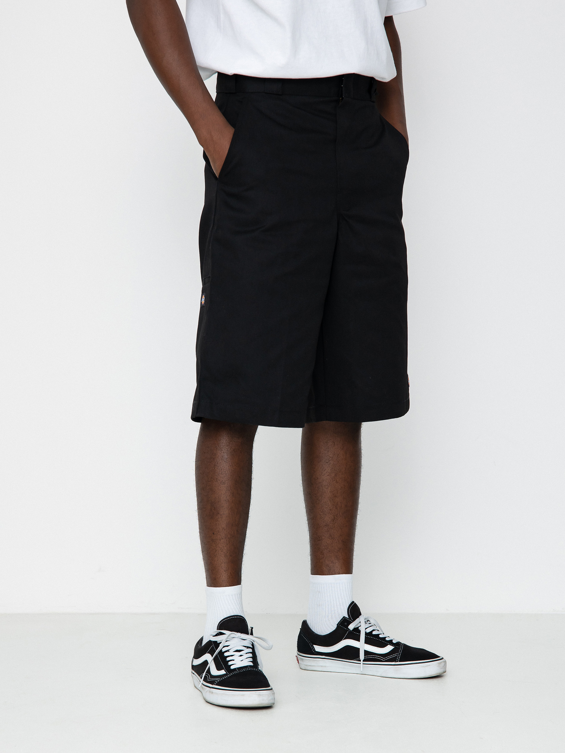 Dickies 13Inch Multi Pocket Shorts (black)