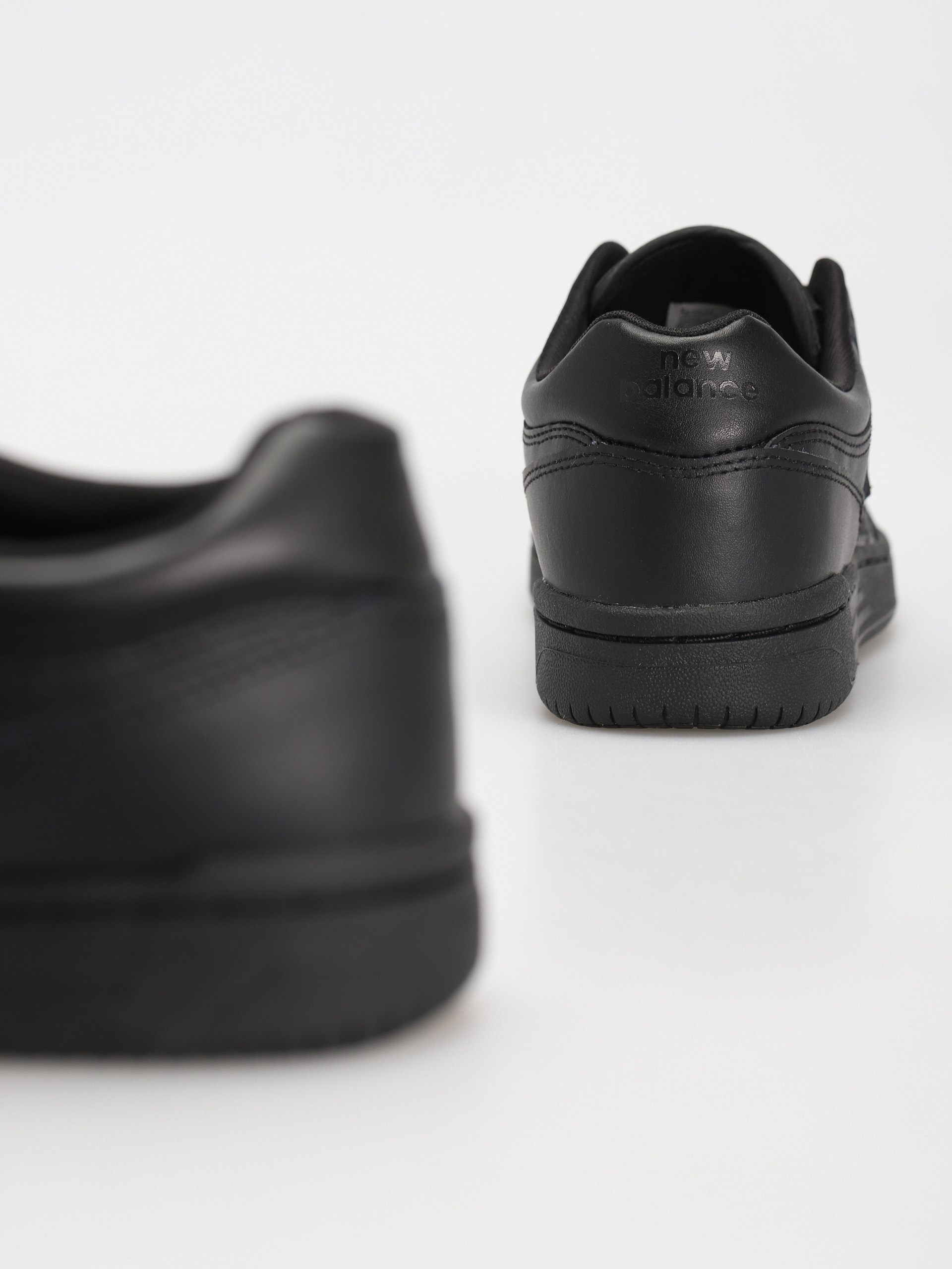 New Balance 480 Shoes (black)