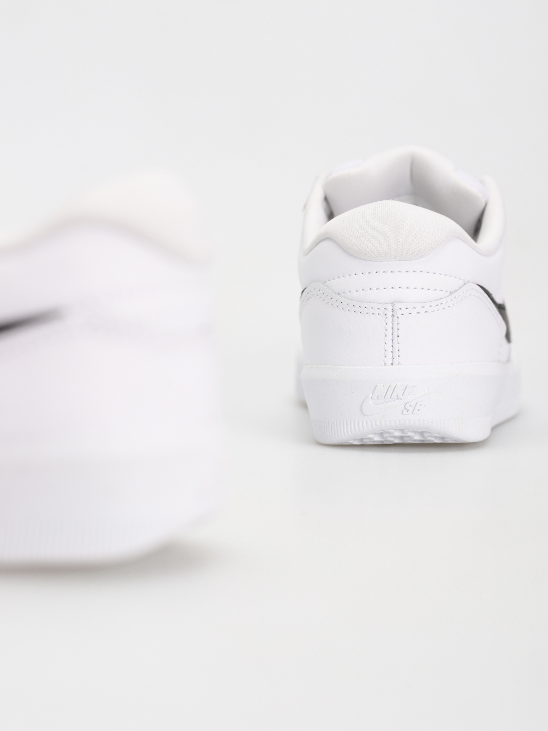 Nike SB Force 58 Premium Shoes (white/black white white)