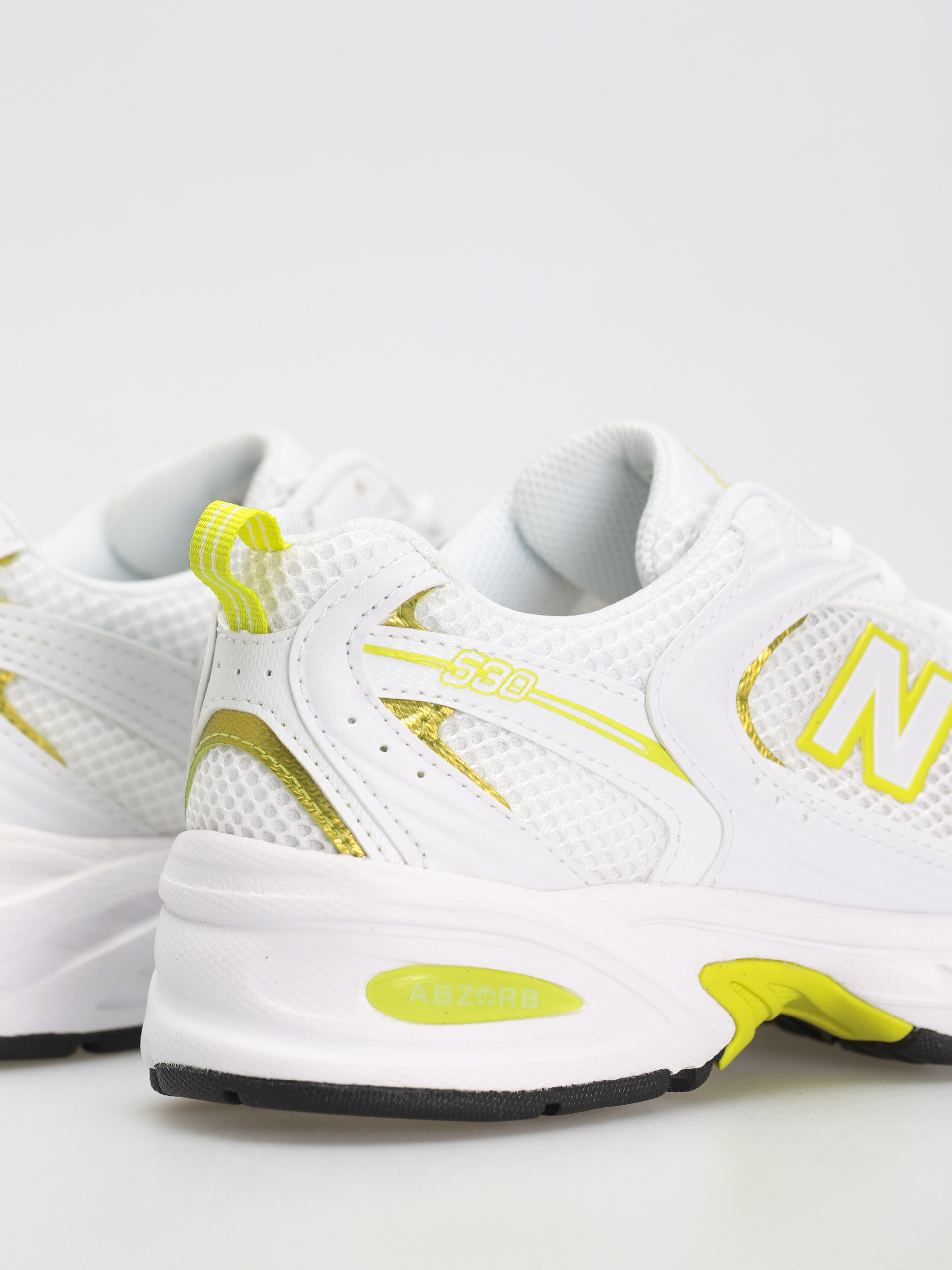New Balance 530 Shoes (white yellow)