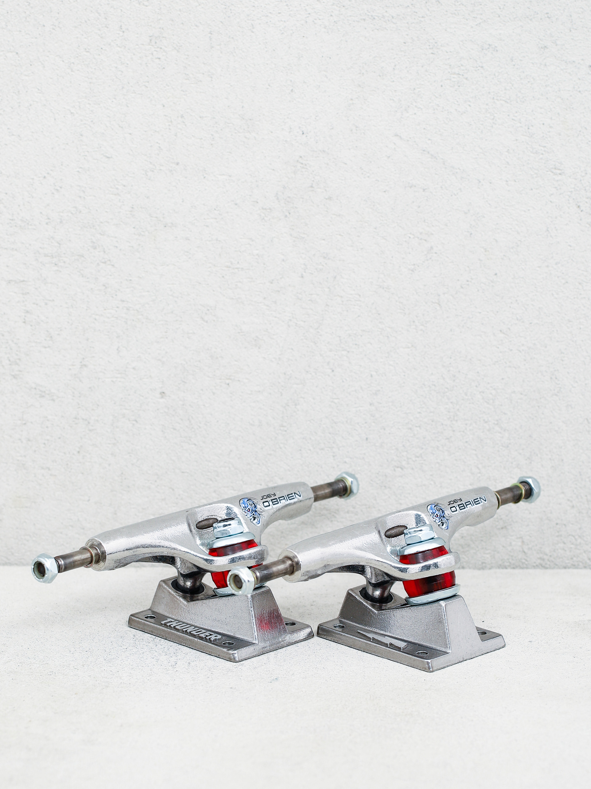 Thunder O Brien Stamped Pro Achsen (polished/w red)
